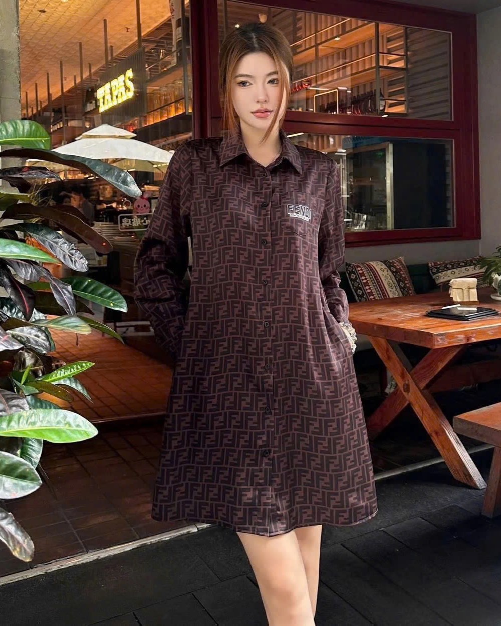Áo đầm dáng xòe nữ Fendi 12