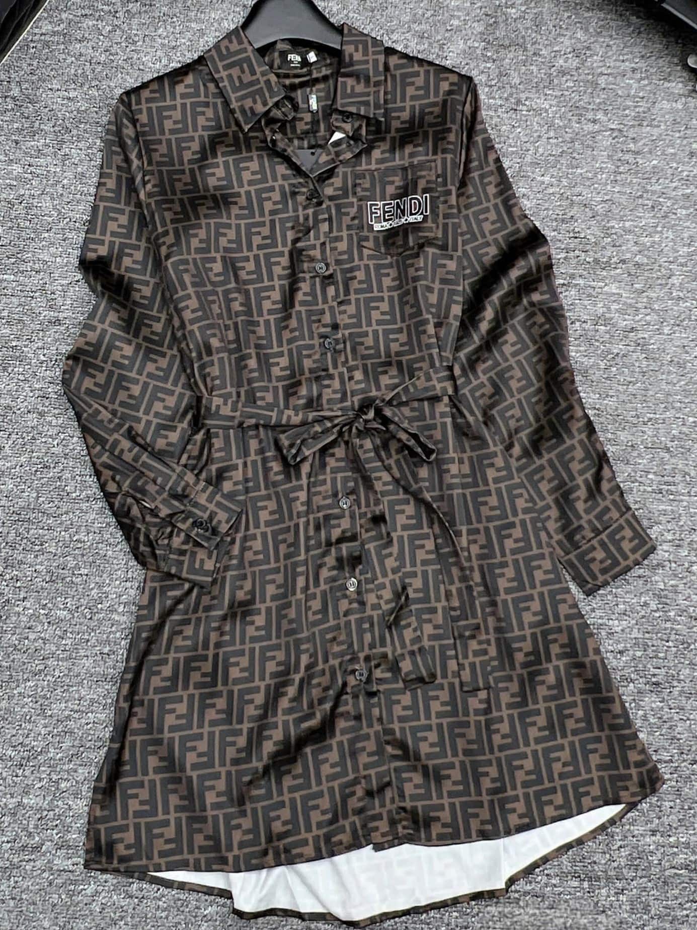 Áo đầm dáng xòe nữ Fendi 15