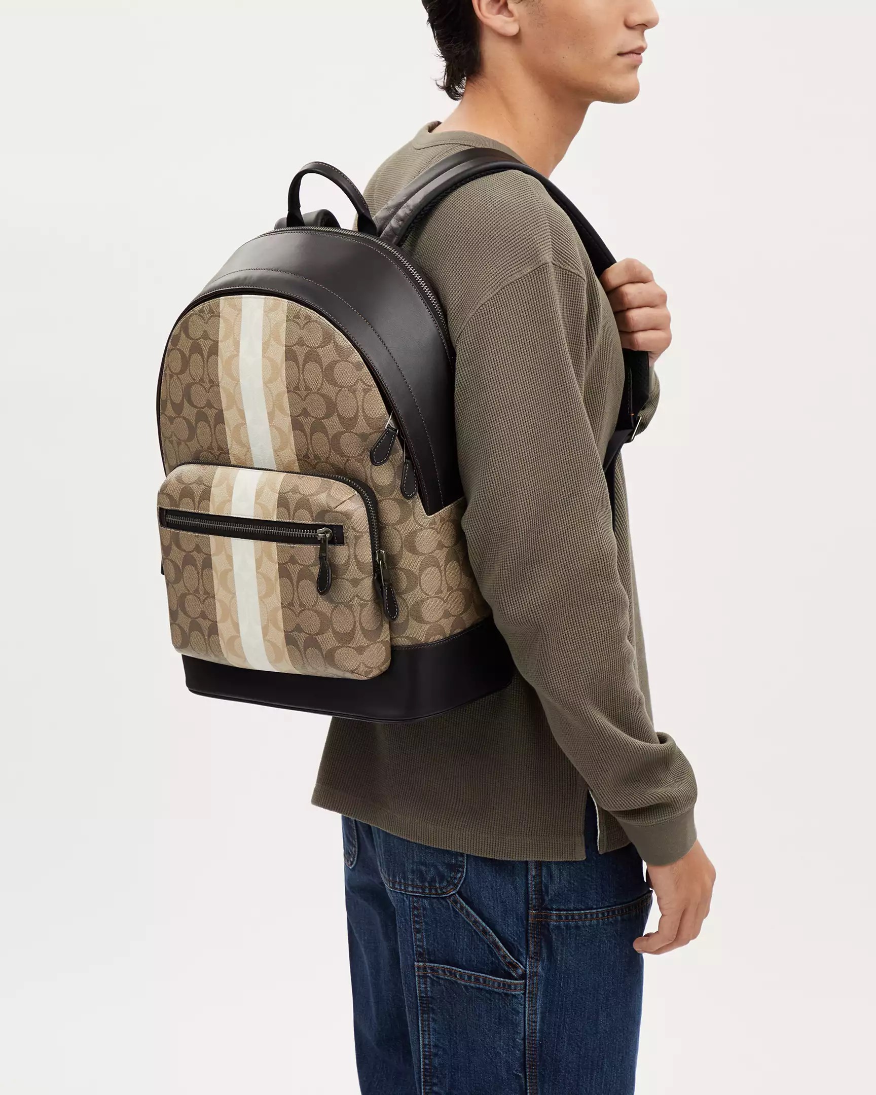 BALO MÀU NÂU SÁNG COACH WEST BACKPACK IN BLOCKED SIGNATURE CANVAS WITH VARSITY STRIPE CQ629 3