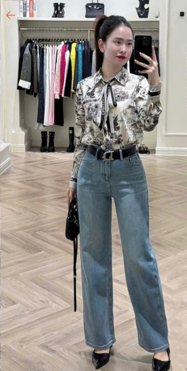 Áo sơ mi lụa kèm dây nơ Dior 7