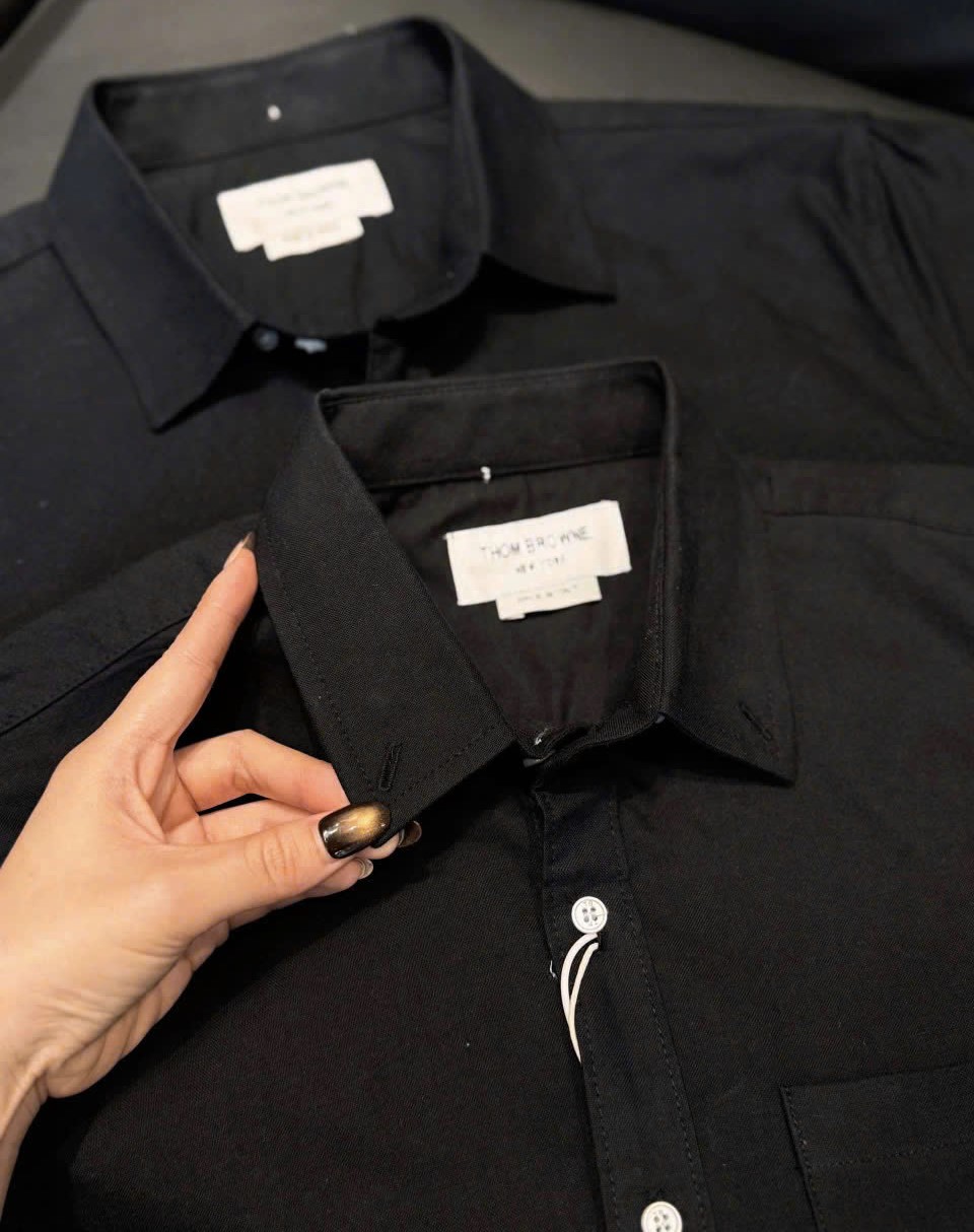Áo sơ mi nam màu đen Thom Browne Three-stripe Shirt Black 5