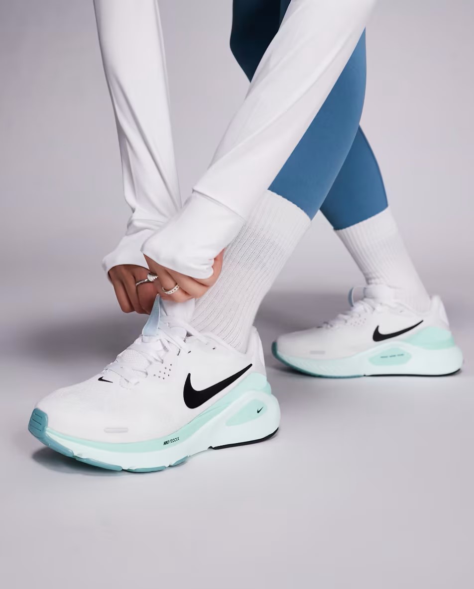 Giày thể thao Nike Structure 26 Road Running Shoes White Barely Green HJ1101-100 4