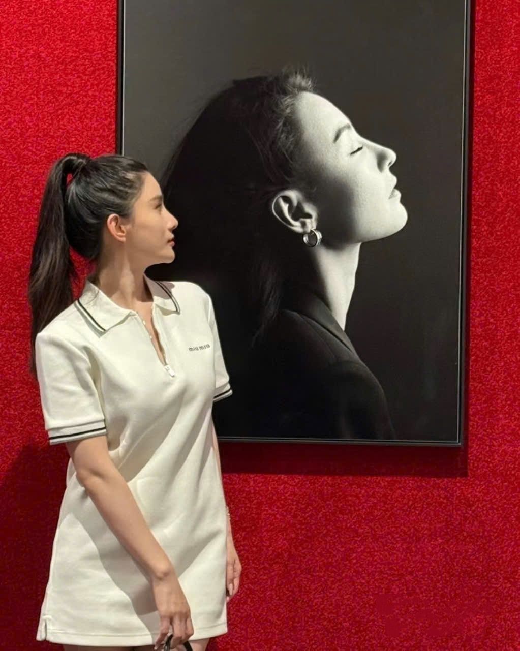 Đầm thun trắng suông thời trang Miu miu 6