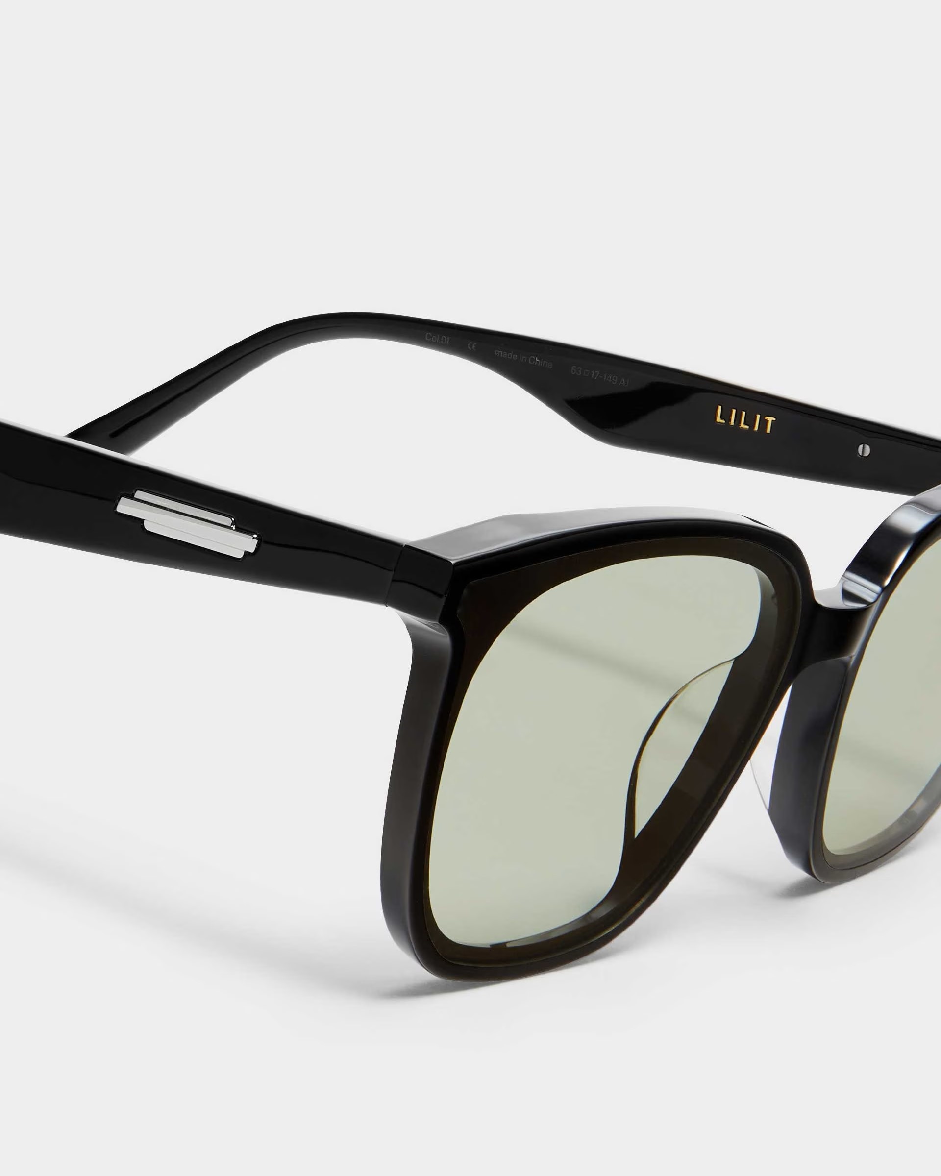 Kính mát Gentle Monster Lilit 01(K) Green Tinted Lenses Square Acetate Flatbar Frame 3