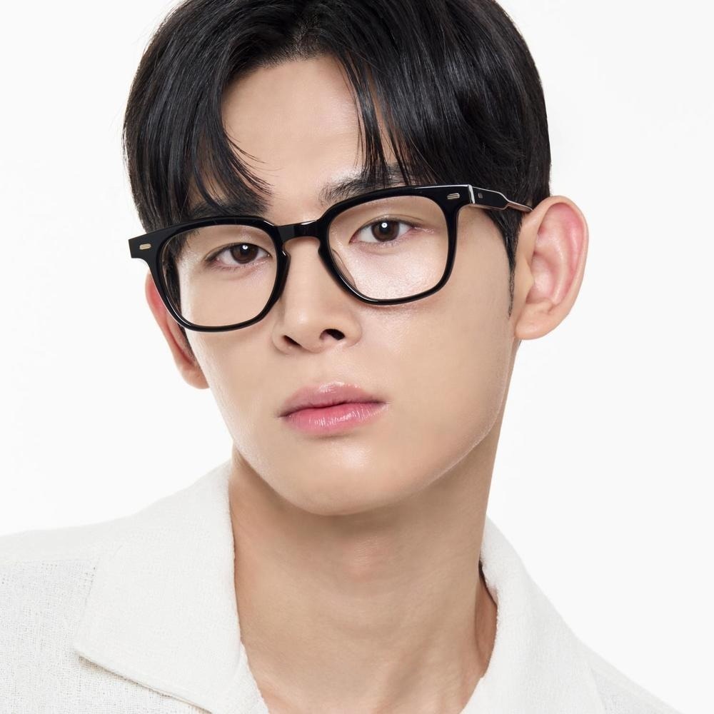 Mắt kính giả cận Gentle Monster Kubo 01 Square Glasses in Black Acetate Frame Clear Lenses 19