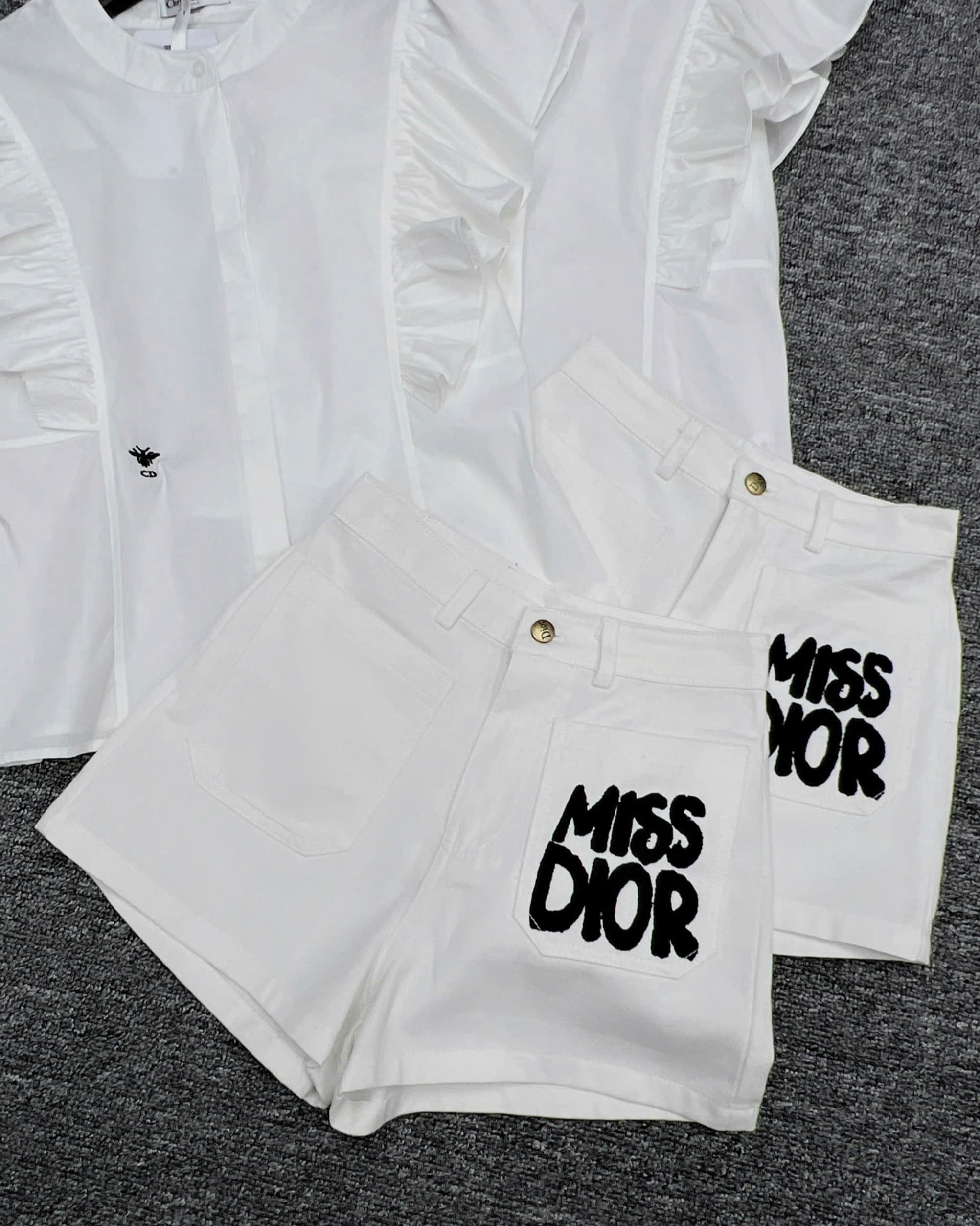 Combo áo trắng bèo quần short Miss Dior 10