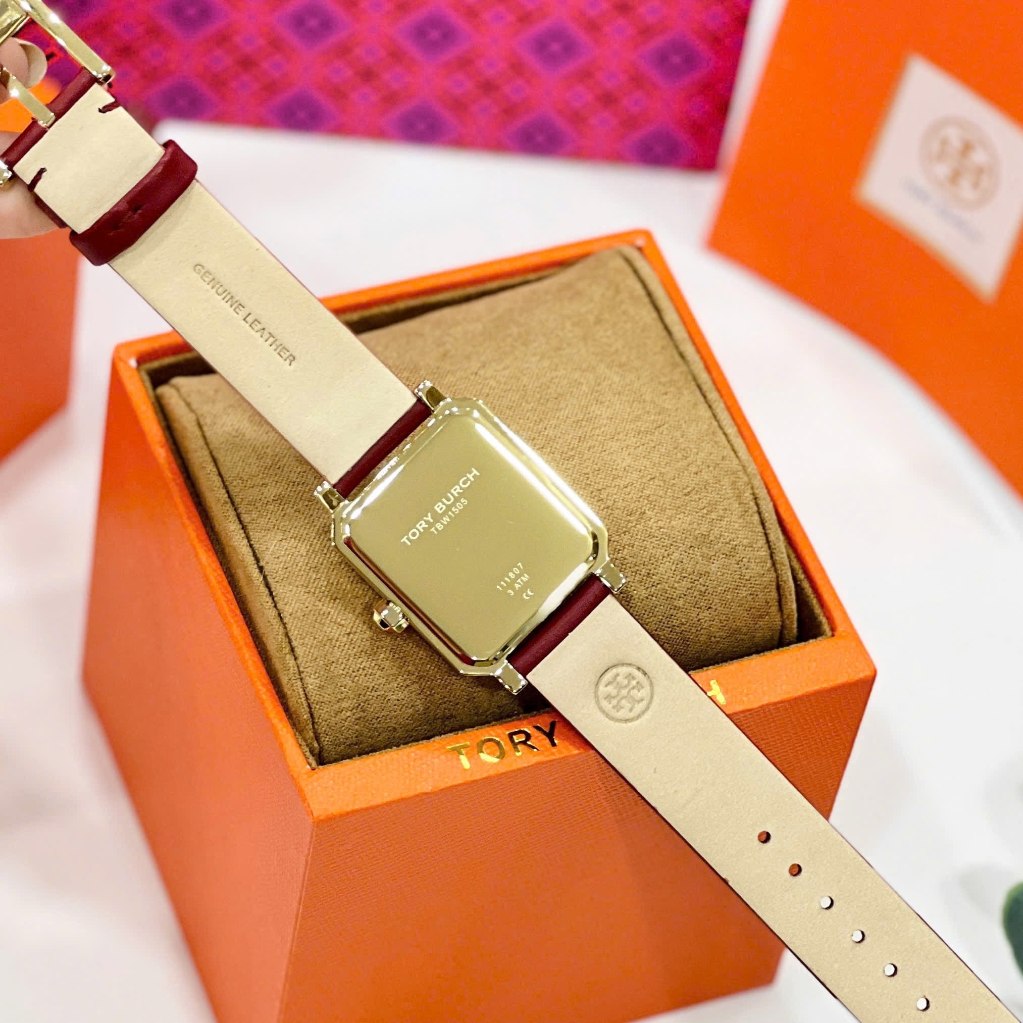 Đồng hồ đeo tay Tory Burch Robinson Womens Quartz Watch with Red Dial and Red Leather Strap TBW1505 6