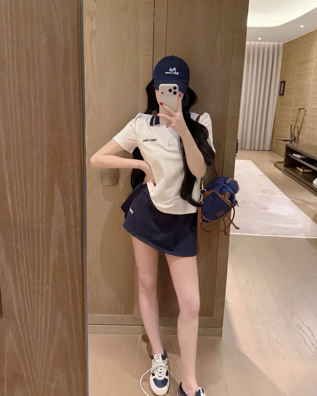 Combo áo váy thun trắng xanh Miu Miu 10