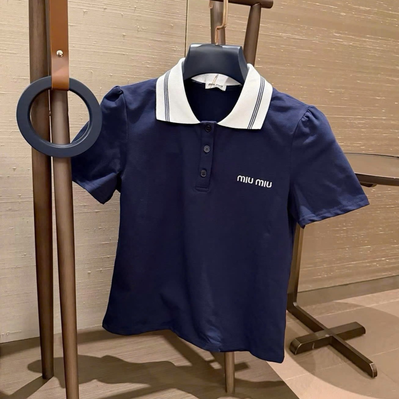 Combo áo váy thun trắng xanh Miu Miu 12