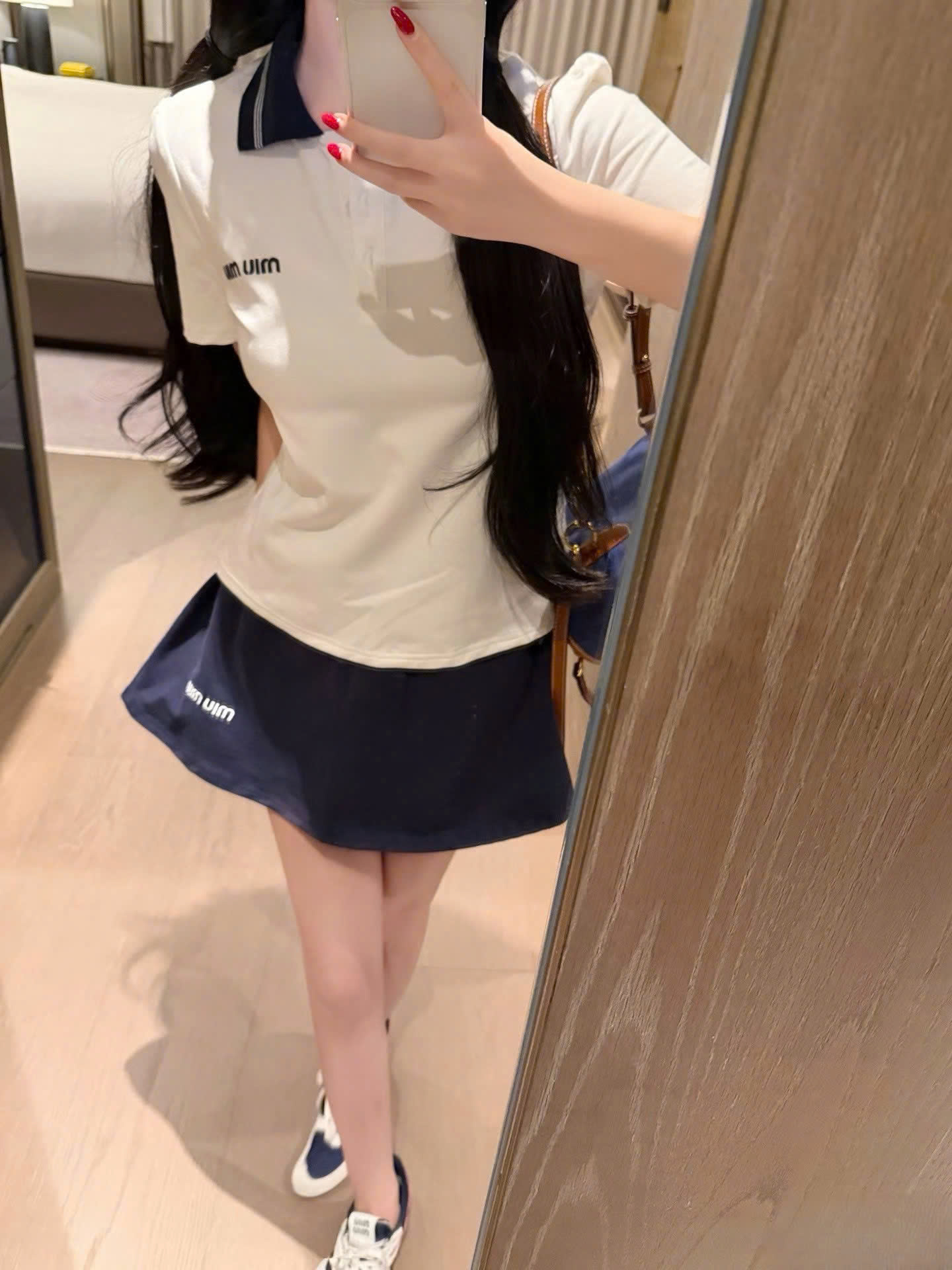 Combo áo váy thun trắng xanh Miu Miu 14