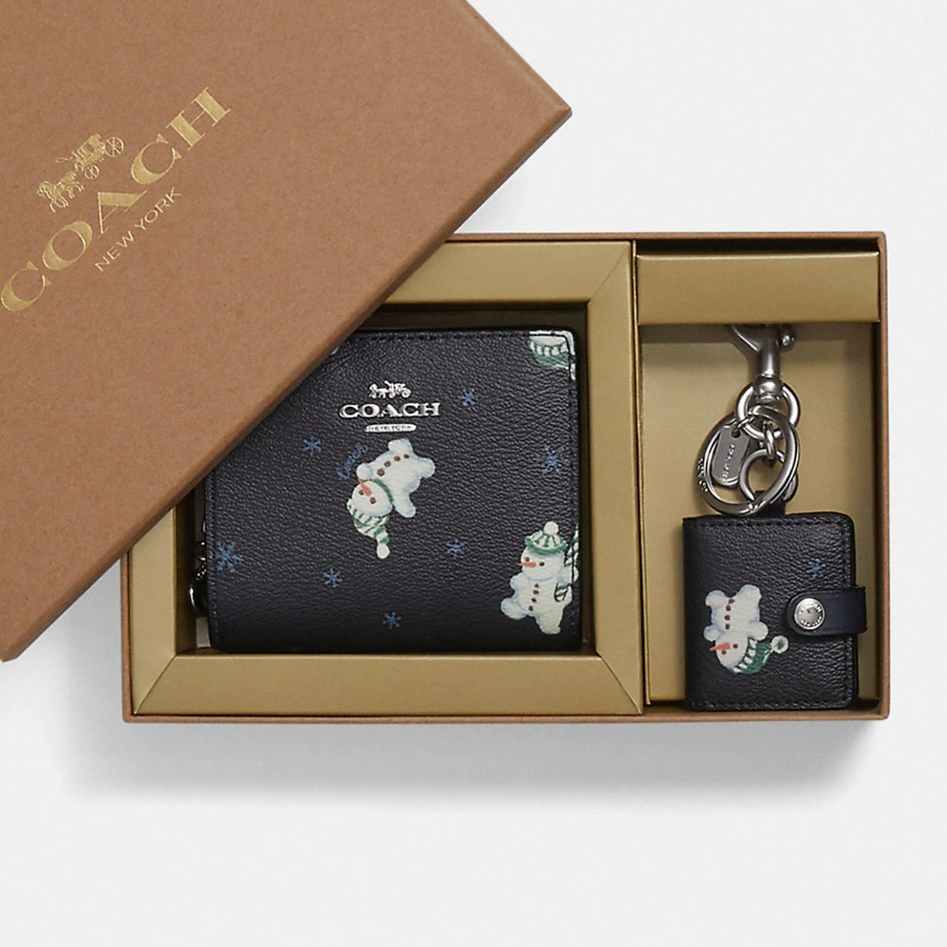 VÍ COACH NỮ BOXED SNAP WALLET AND PICTURE FRAME BAG CHARM WITH SNOWMAN PRINT 12