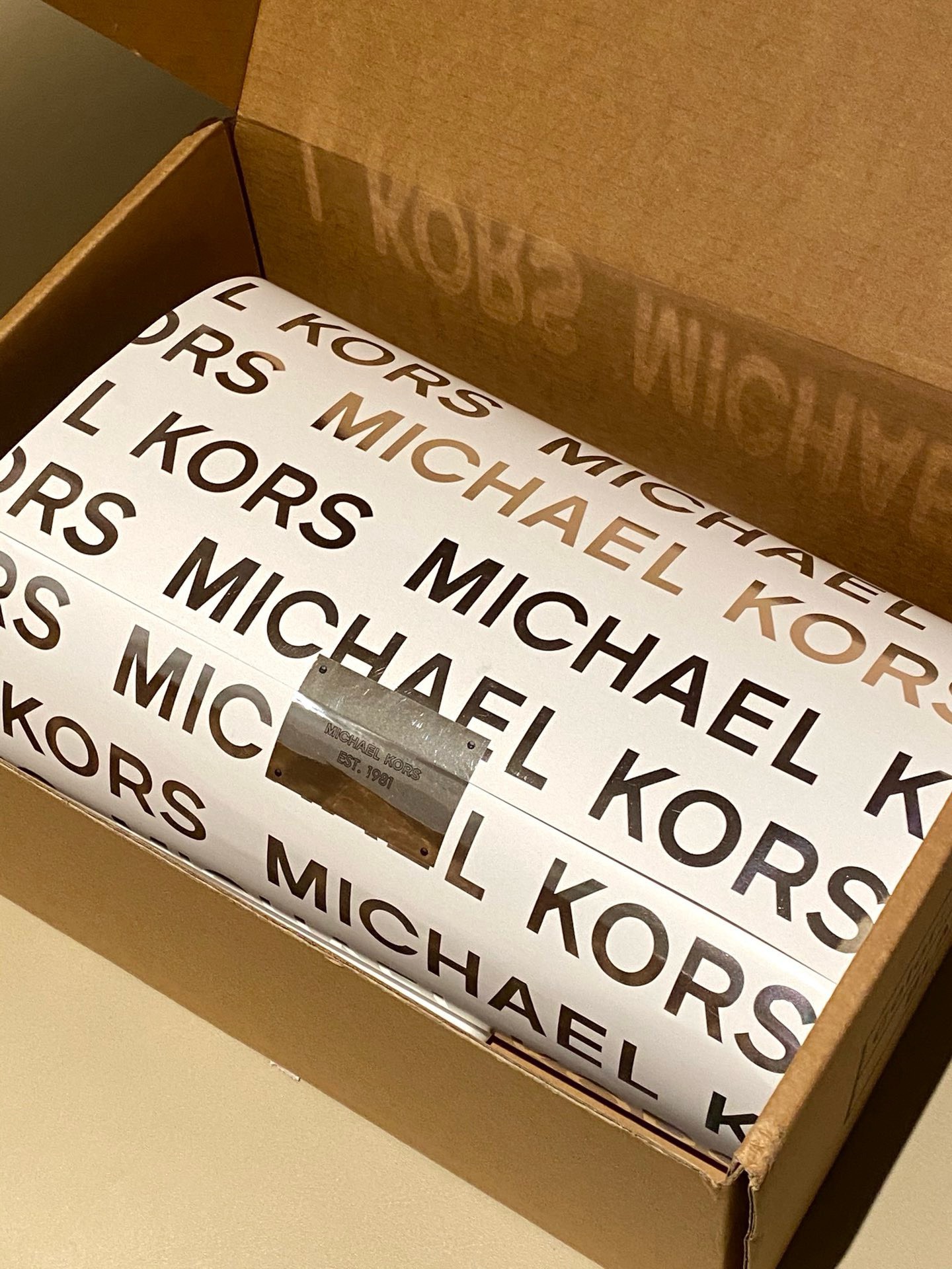 TÚI ĐEO CHÉO NỮ MICHAEL KORS MILA SMALL LEATHER SHOULDER BAG 30F3GIMM1L 7