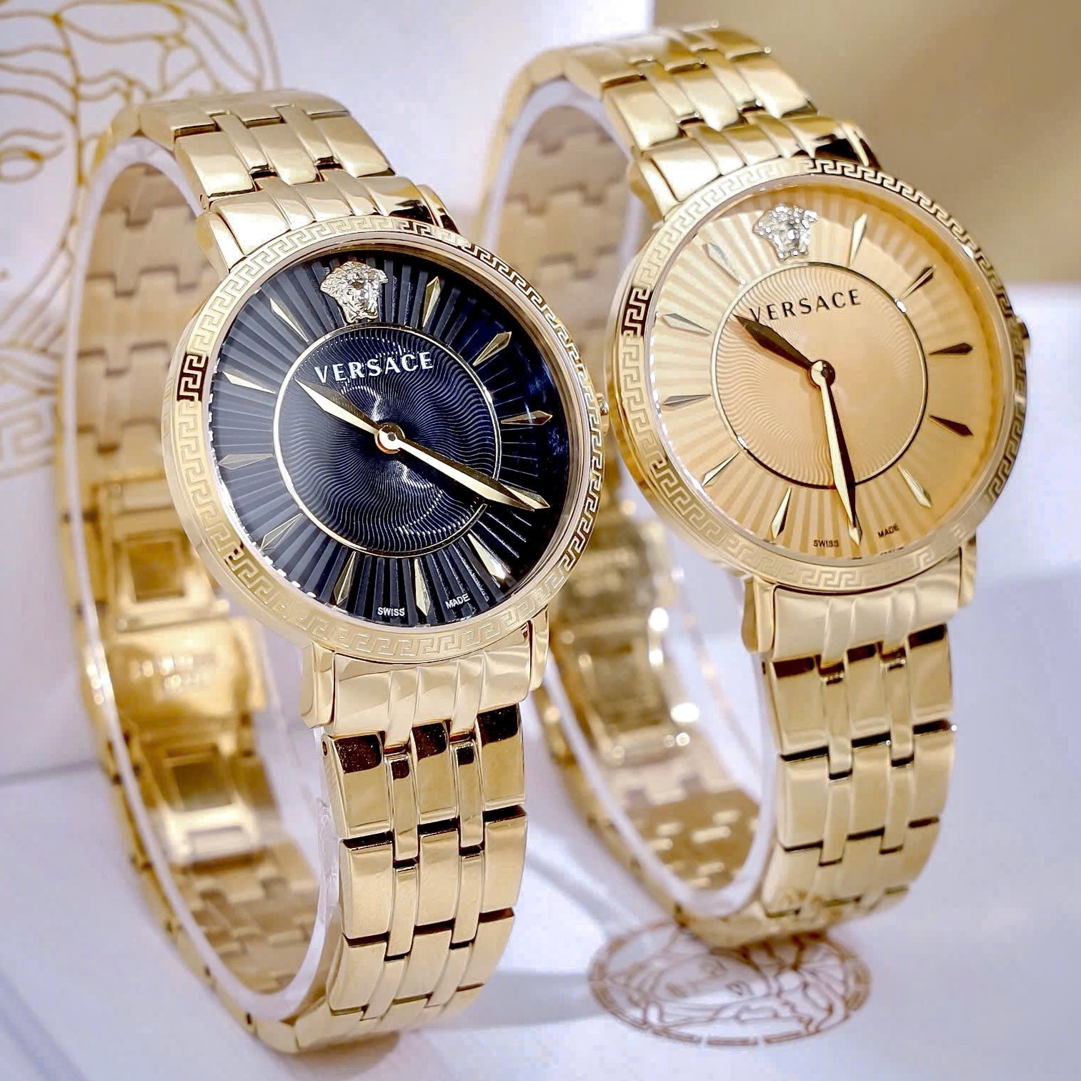 Đồng hồ đeo tay nữ Versace V-Eternal Lady Bracelet Watch VEJL00722 8