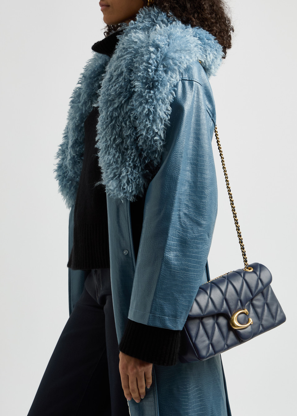 Túi đeo chéo Coach Tabby 26 Quilted Leather Shoulder Bag Dark Navy 6