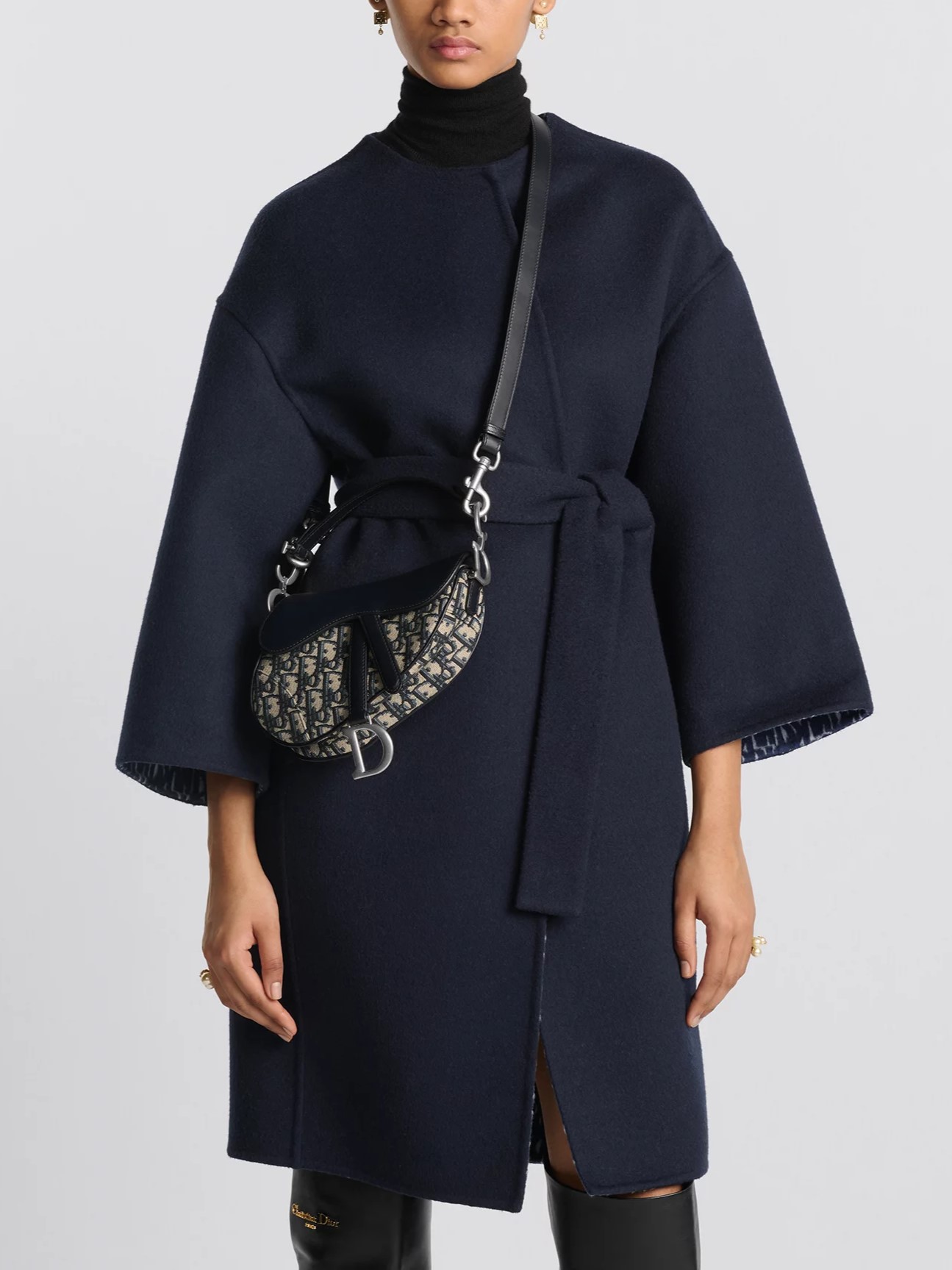 Túi đeo chéo yên ngựa Dior Mini Saddle Bag with Strap Blue Dior Oblique Jacquard and Smooth Calfskin 2
