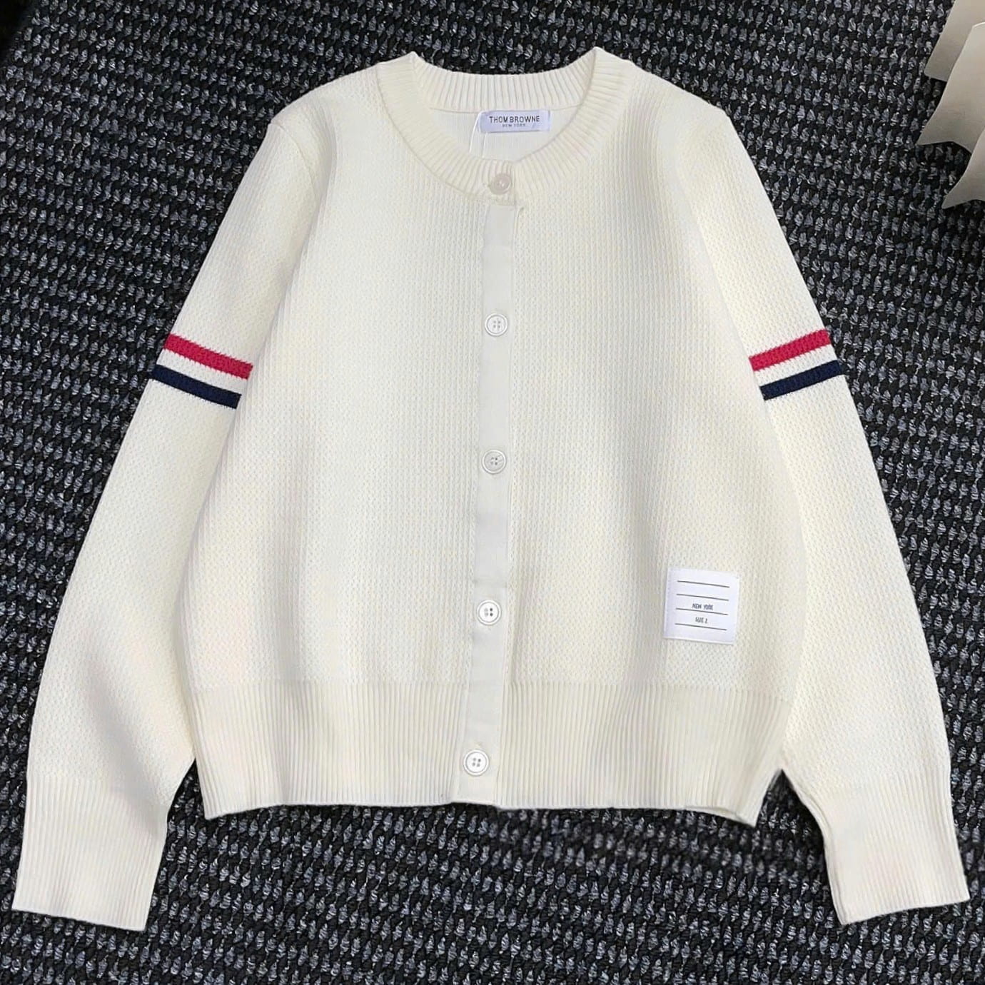 Áo khoác len nữ tay dài Thom Browne 5