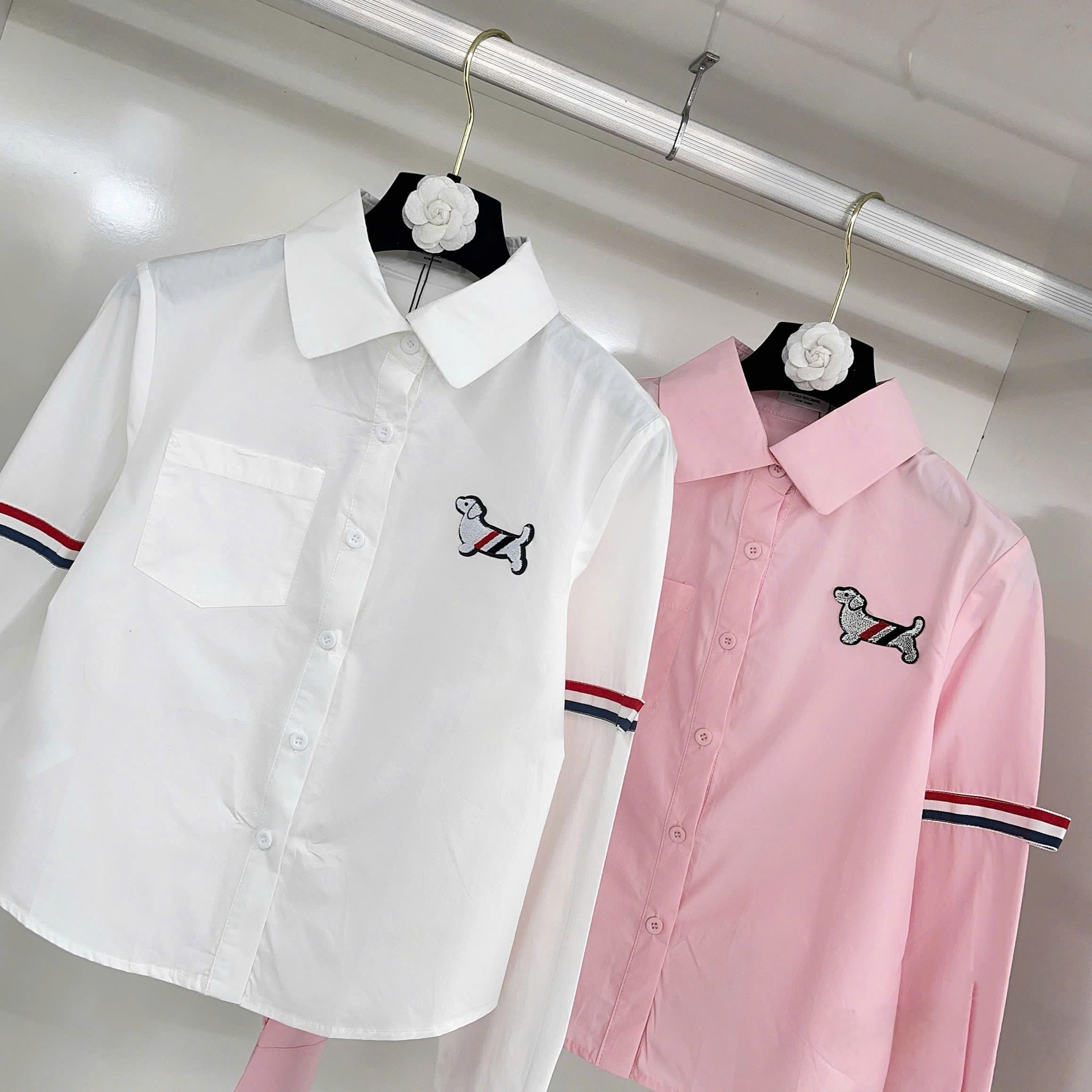 Áo sơ mi tay dài hoa tiết chó Thom Browne 7