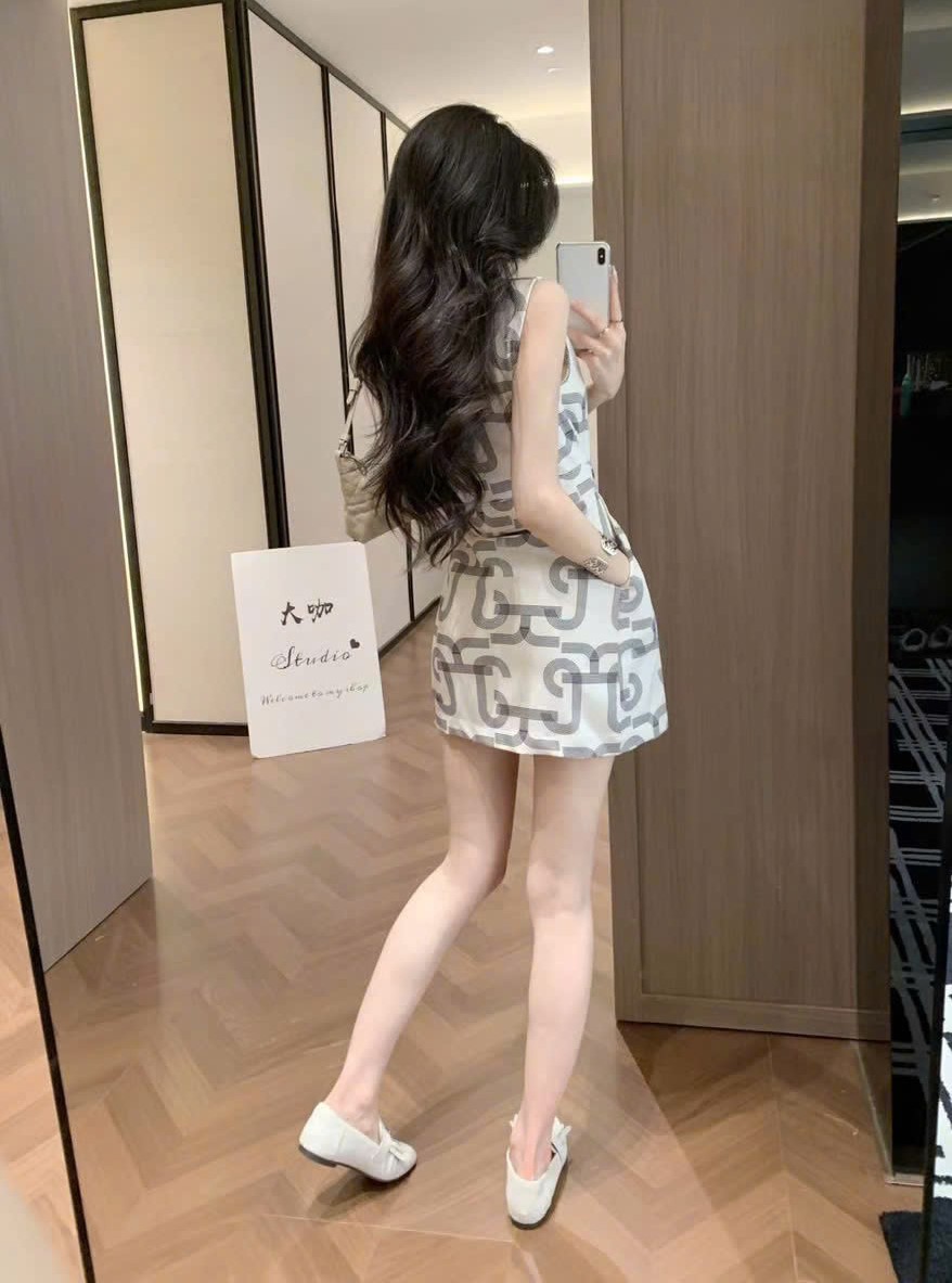 Áo đầm sát nách Hermes 6