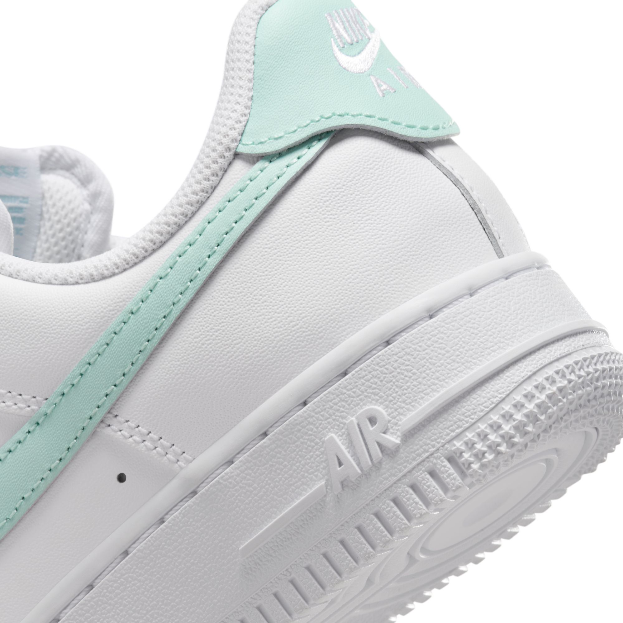 GIÀY THỂ THAO NIKE NỮ AIR FORCE 1 07 EASYON WHITE ICE JADE WOMENS SHOES DX5883-101 7