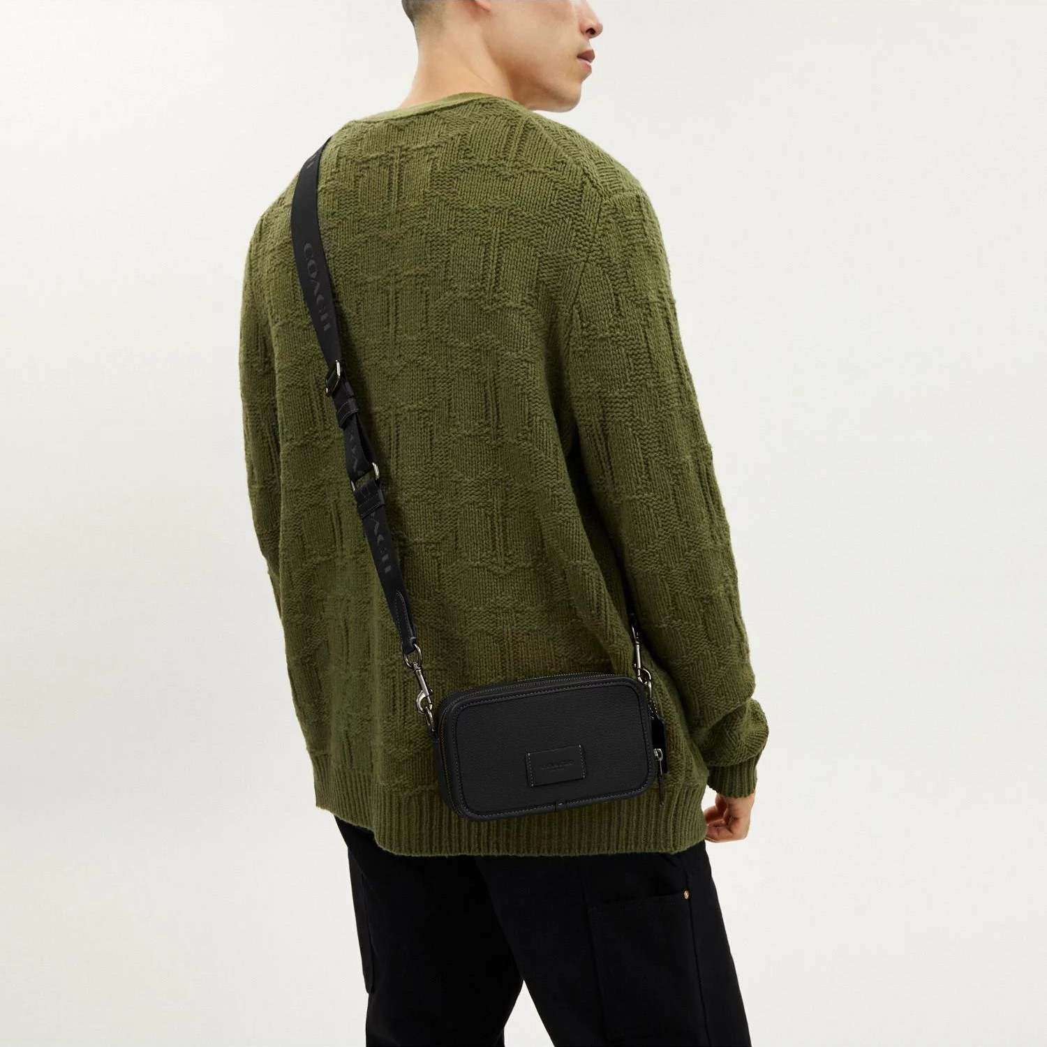 Túi đeo chéo Coach Nam Wyatt Crossbody Gunmetal Black CM113 4