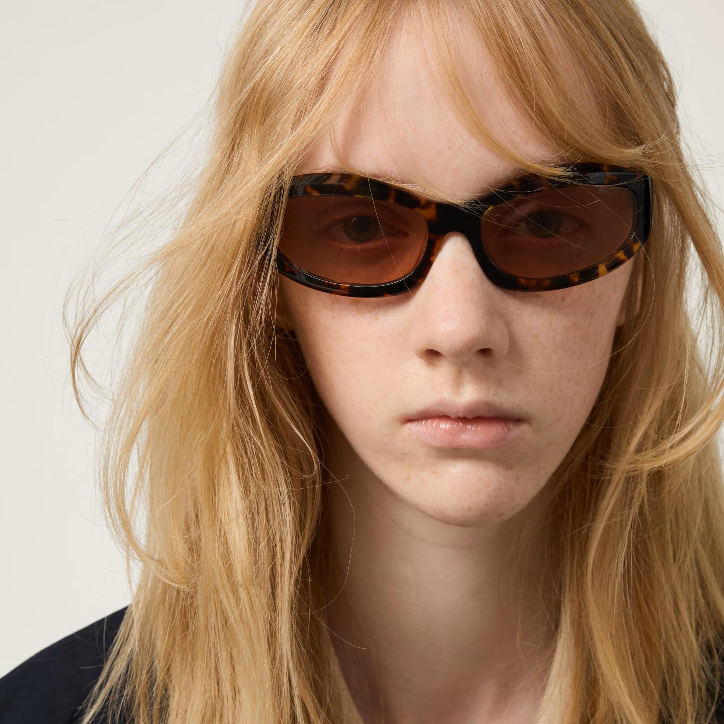 Kính mát Miu Miu Glimpse D-frame Acetate Sunglasses Tortoiseshell 14ZS 5