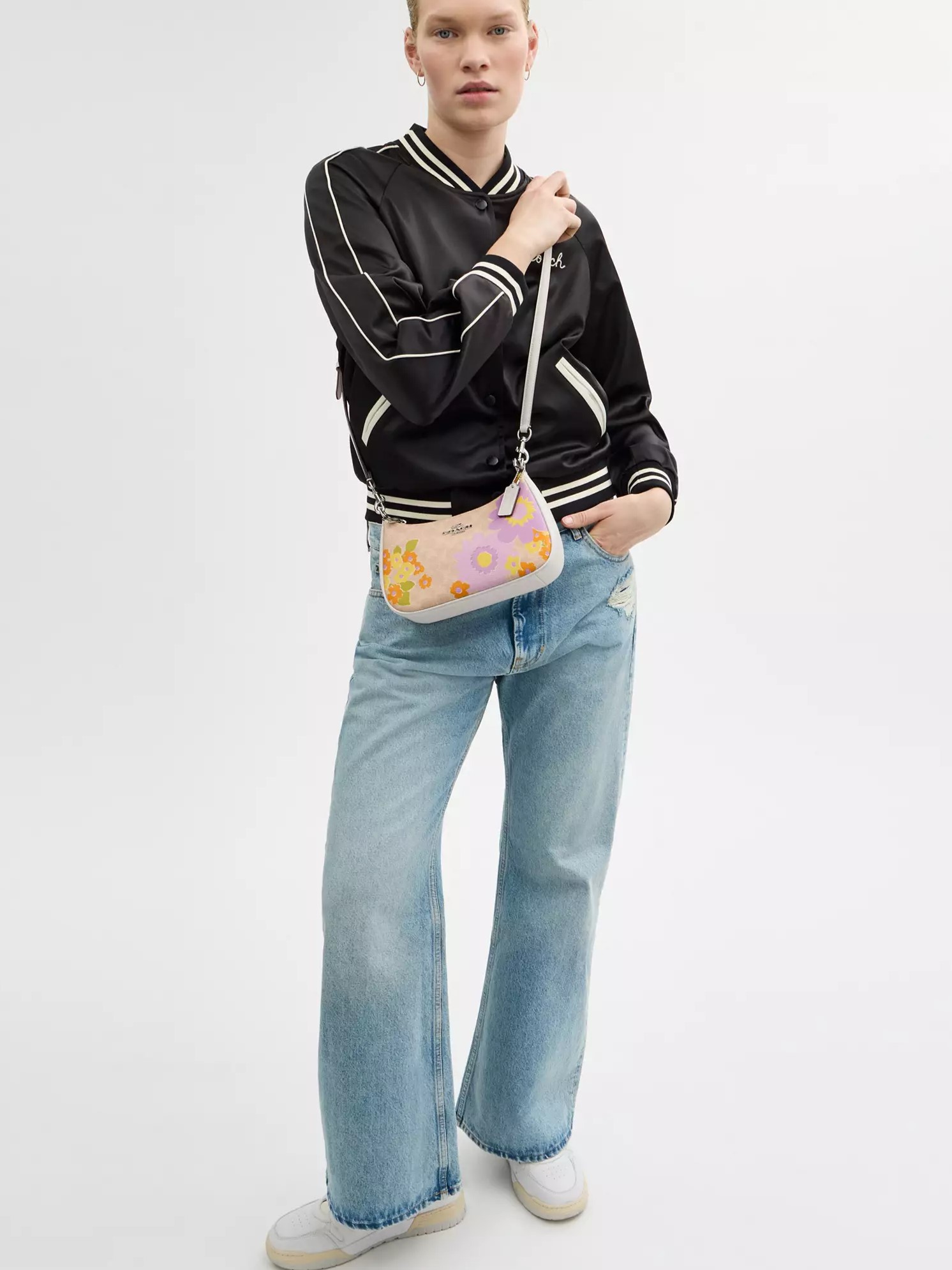 Túi kẹp nách Coach Teri Shoulder Bag In Signature Canvas With Floral Print CBG73 7