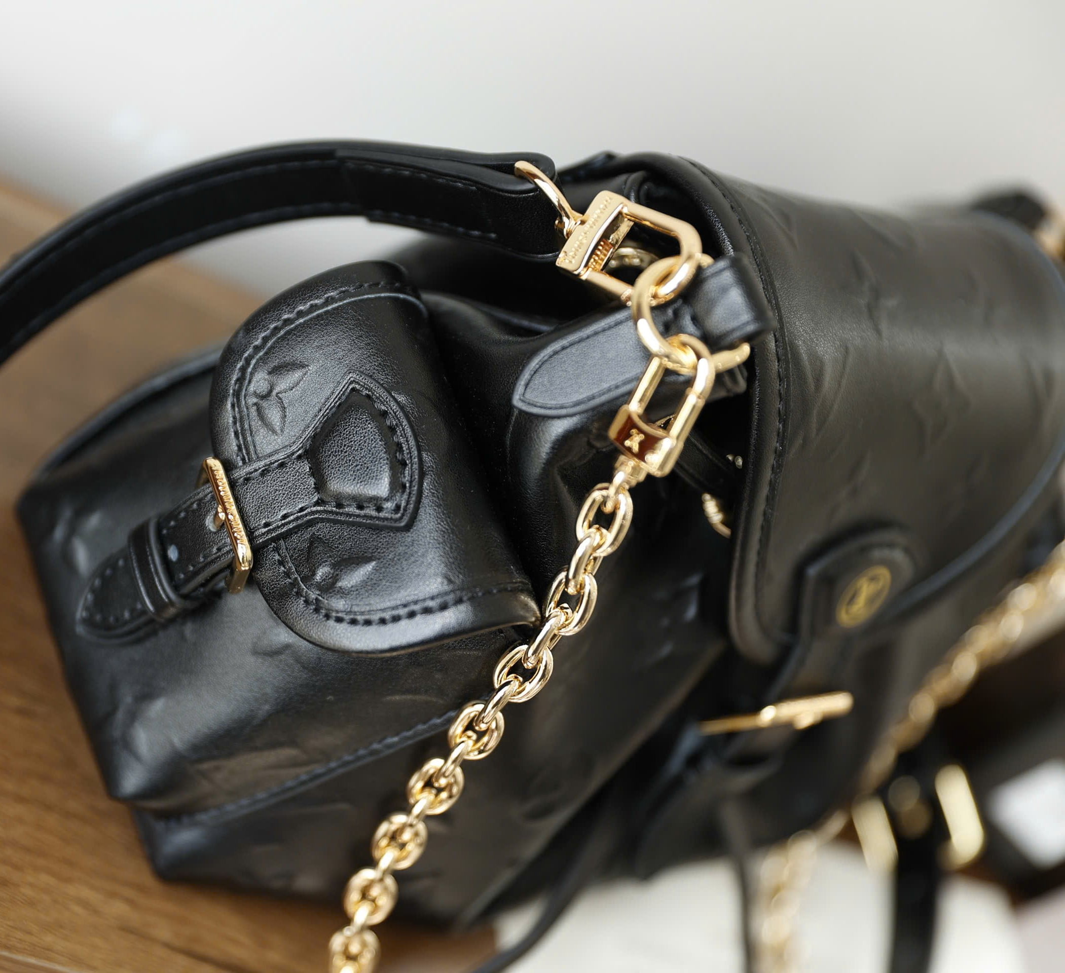 Túi xách Louis Vuitton Odyssée Fashion Leather 1