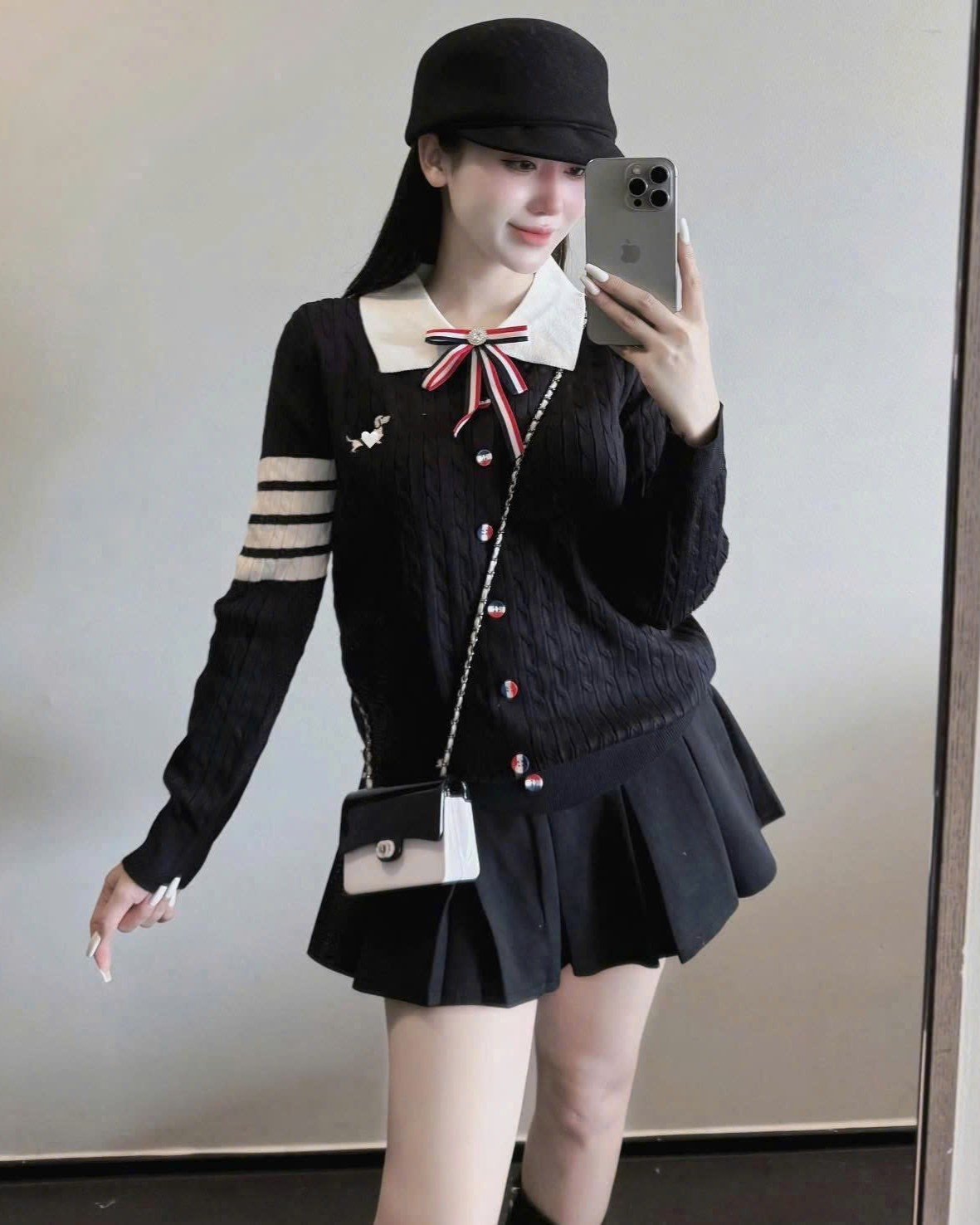 Áo len nữ cổ nơ Thom Browne 2