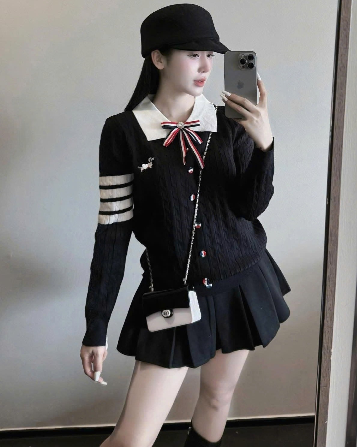 Áo len nữ cổ nơ Thom Browne 10