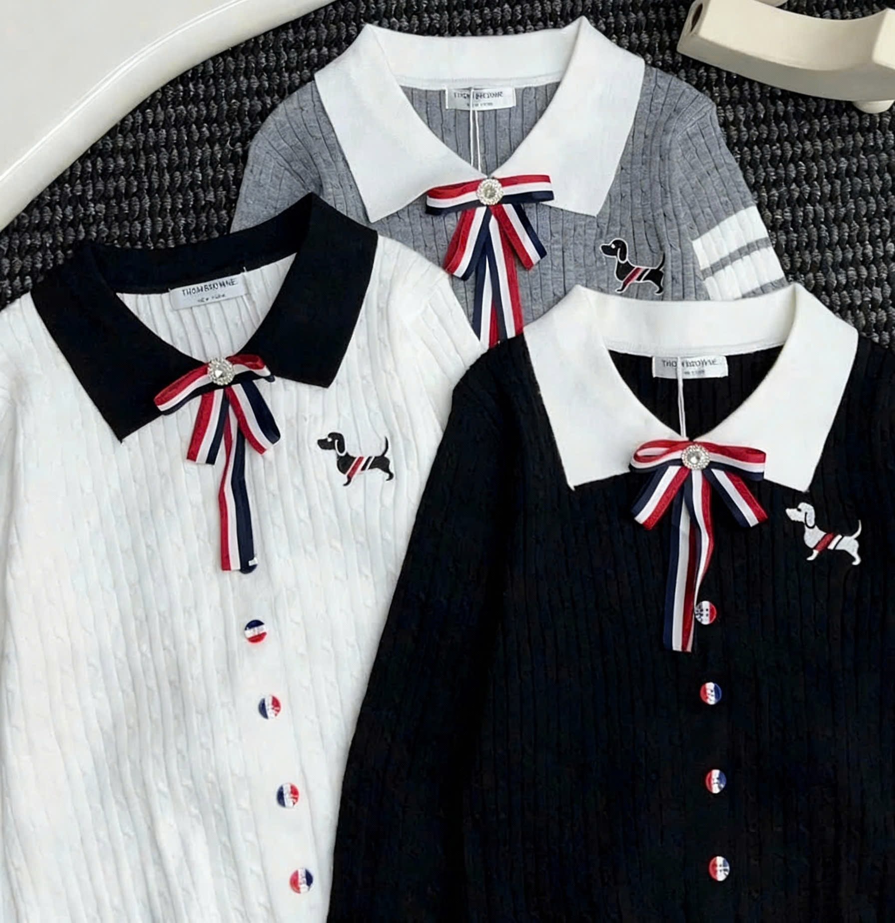 Áo len nữ cổ nơ Thom Browne 12