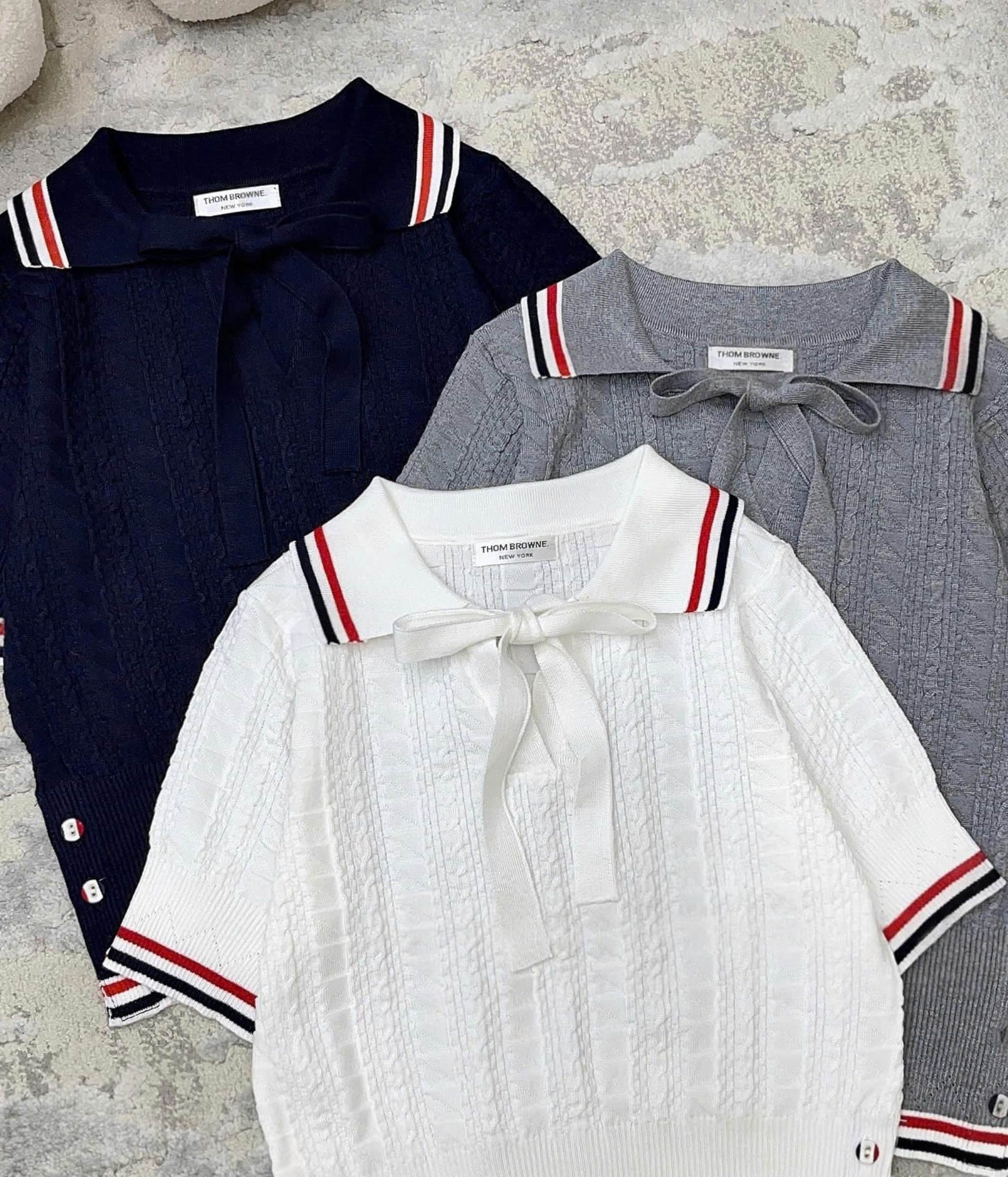 Áo len Thom Browne nữ cổ nơ 3