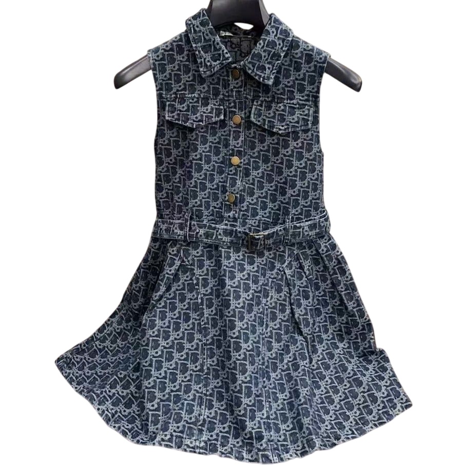 Áo đầm sát nách Dior dáng xòe 1