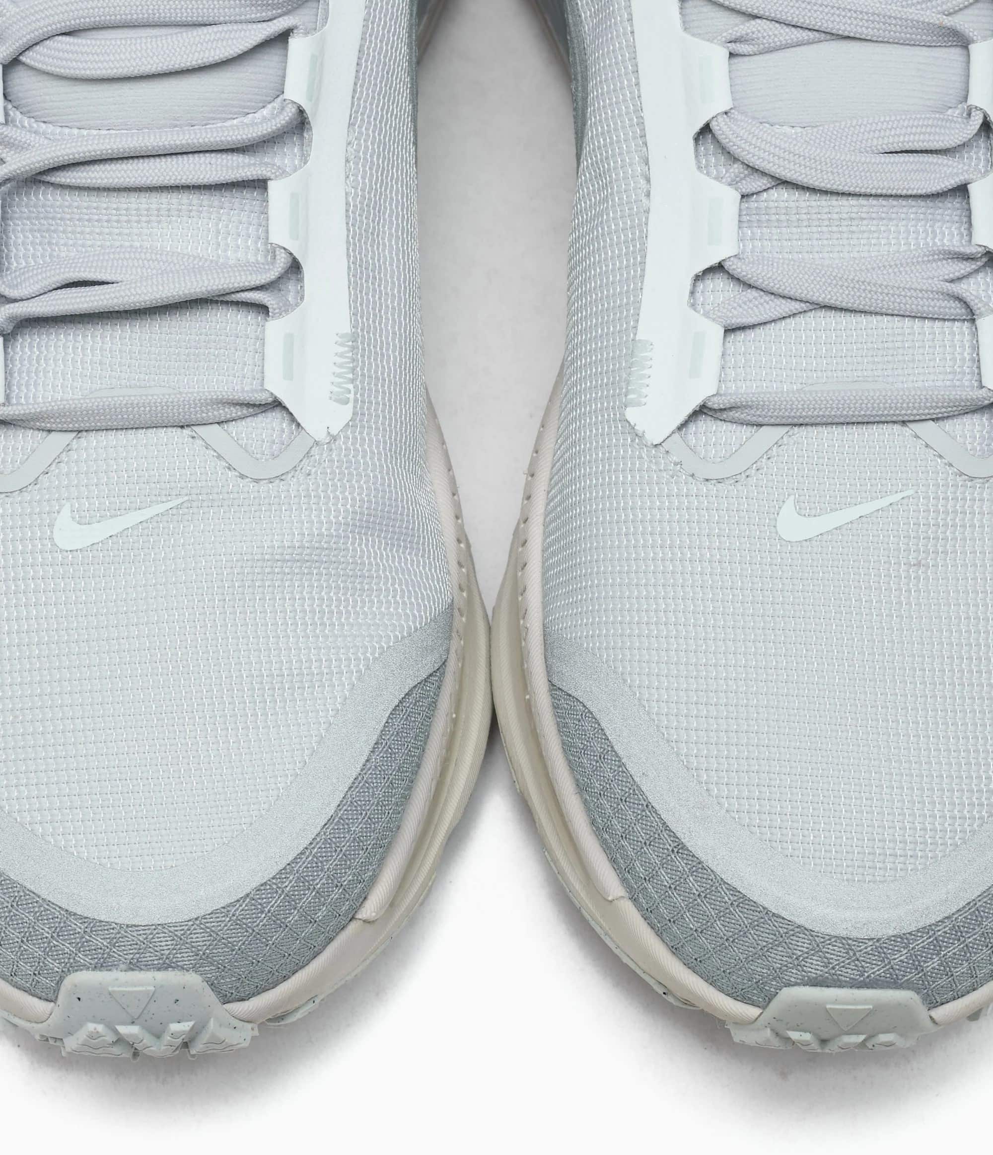 Giày thể thao Nike Vomero 18 Road Running Shoes With Reflective Accents Pure Platinum HQ7001-003 11