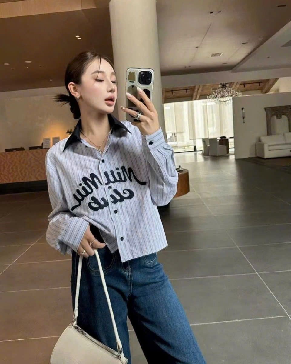 Áo nữ tay dài cổ bẻ Miu Miu 4