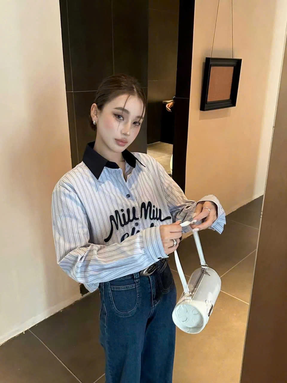 Áo nữ tay dài cổ bẻ Miu Miu 6