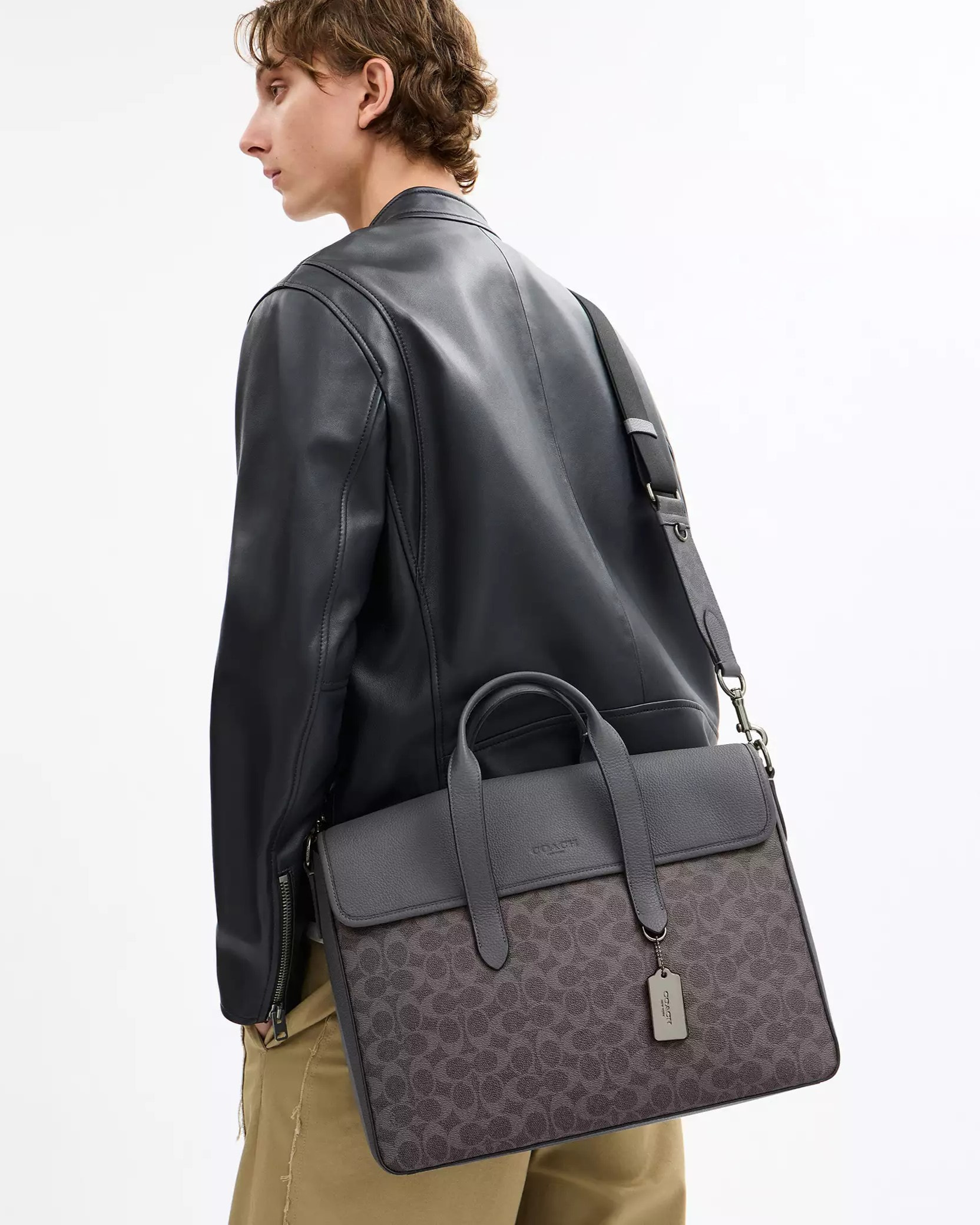 Túi xách xám Coach Sullivan Portfolio Brief In Signature Canvas Grey Charcoal CZ402 4