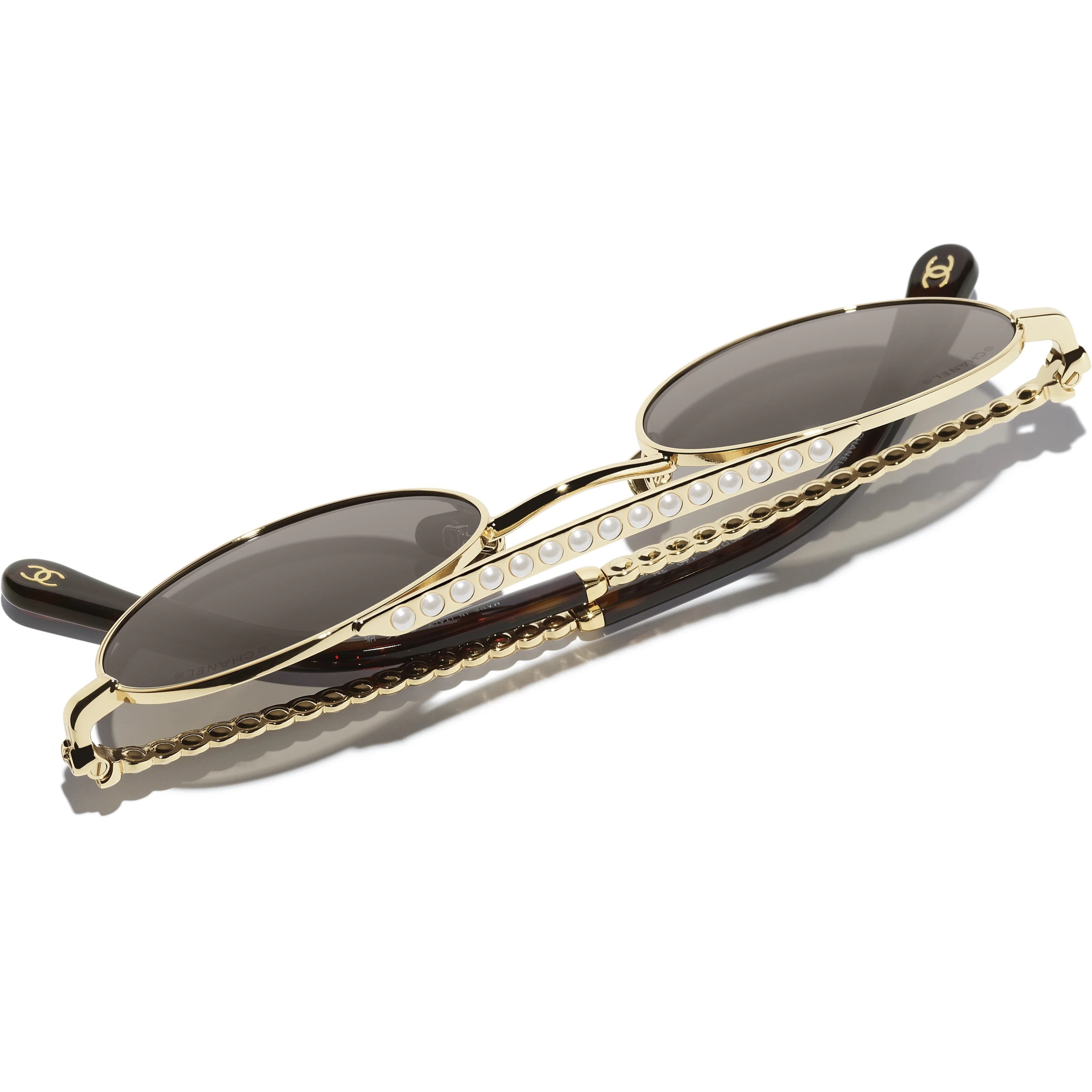 Kính mát Chanel Oval Sunglasses Metal Imitation Pearls Gold Frame Brown Lenses 4297H 10
