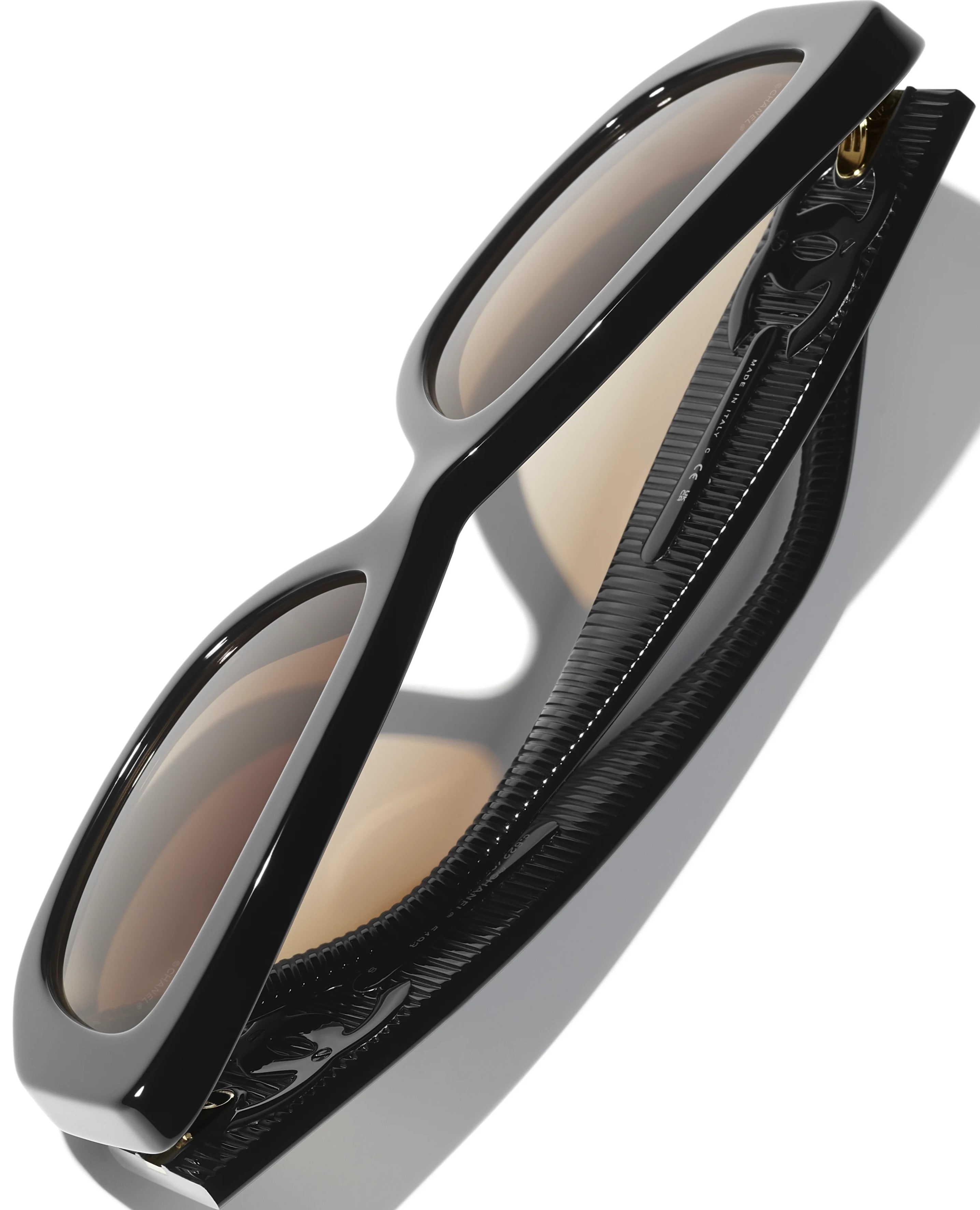 Mắt kính Nữ Chanel Rectangle Black Acetate Sunglasses 5493 4