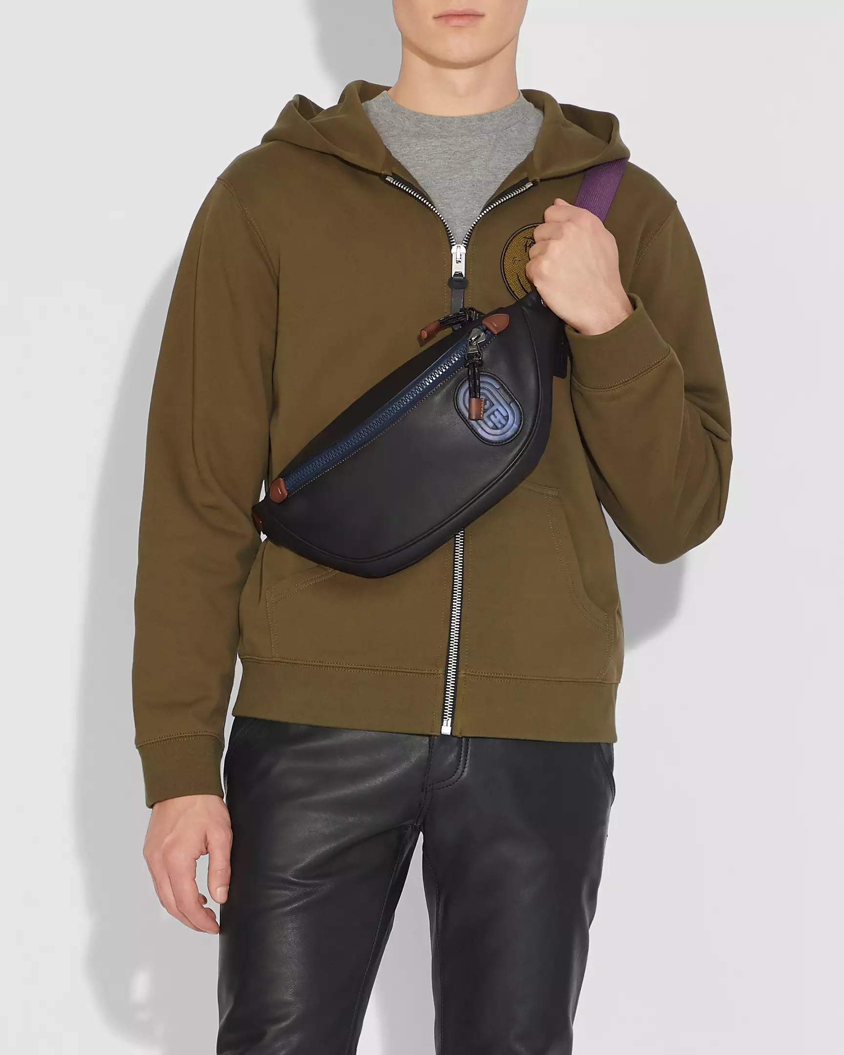 Túi bao tử nam đen Coach Rivington Belt Bag With Coach Patch Black Copper Finish 69303 5