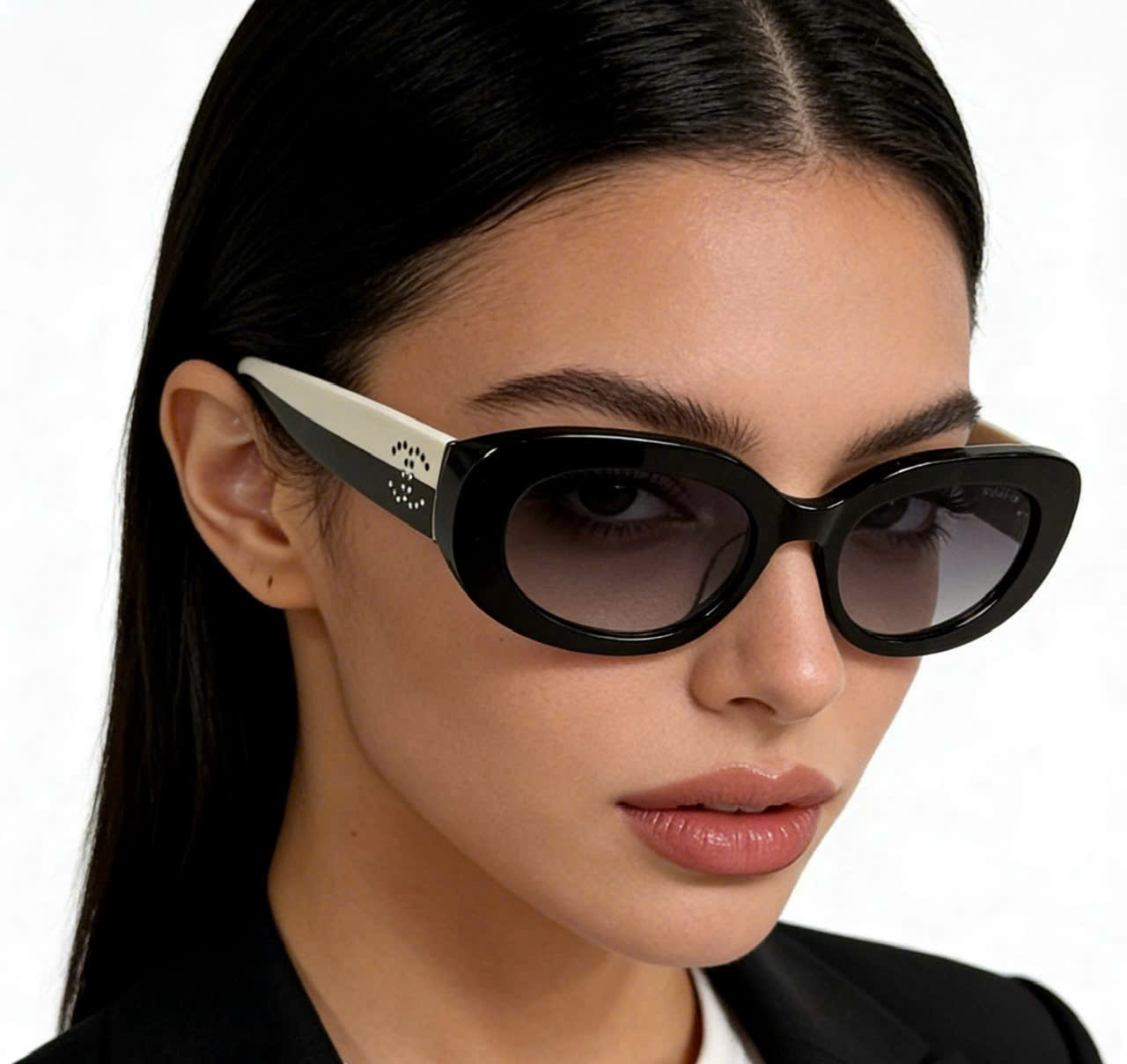 Kính mát Chanel Oval sunglasses Black Acetate Frame Gray Lenses 5562B 3
