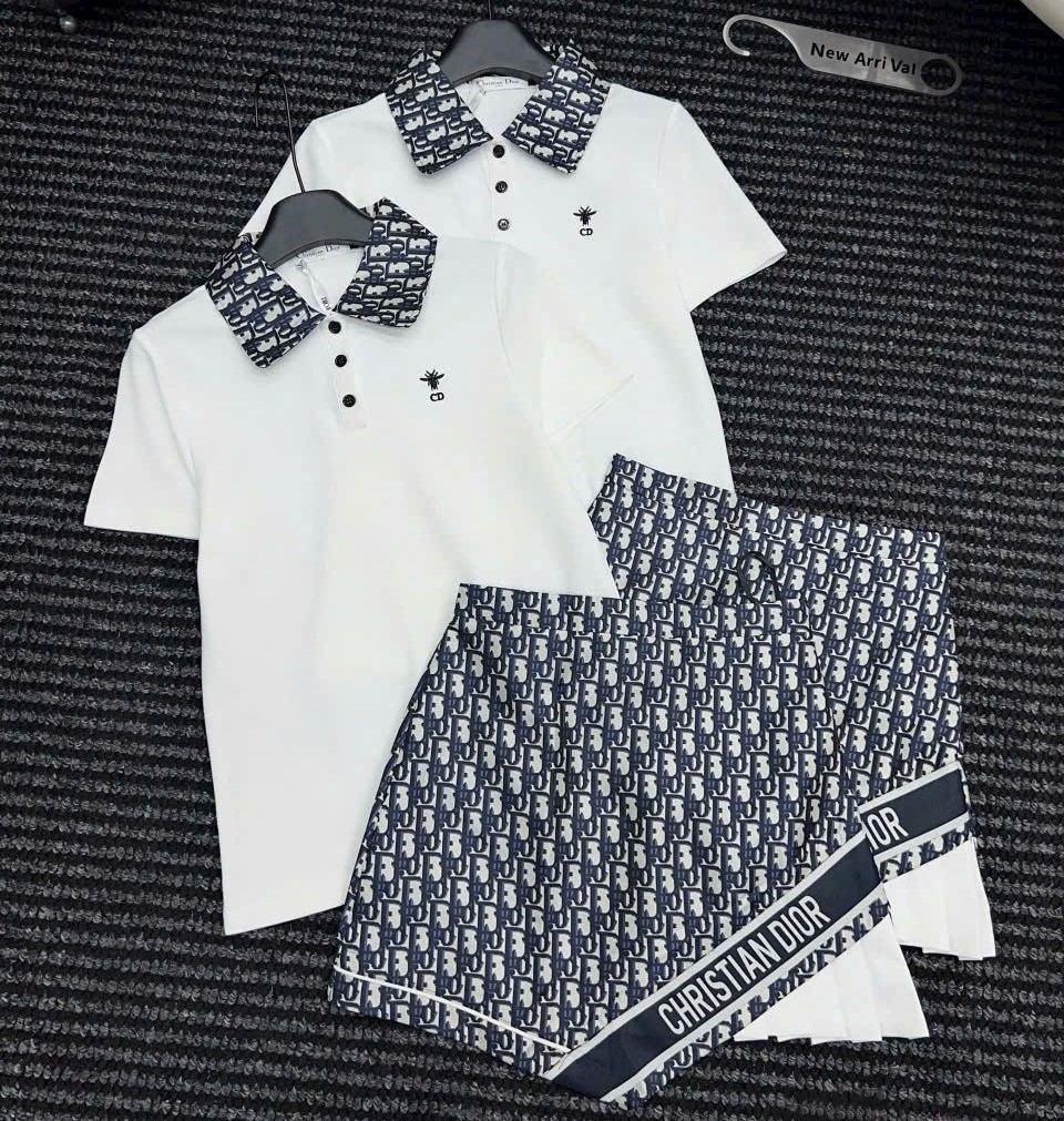 Combo áo thun cổ polo váy vải ngắn Dior 4