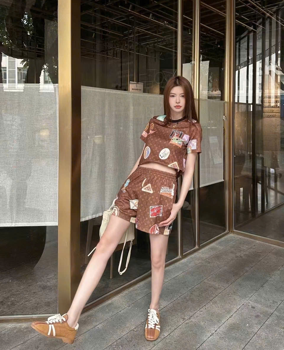 Combo bộ nâu áo thun quần ngắn nữ LV 7