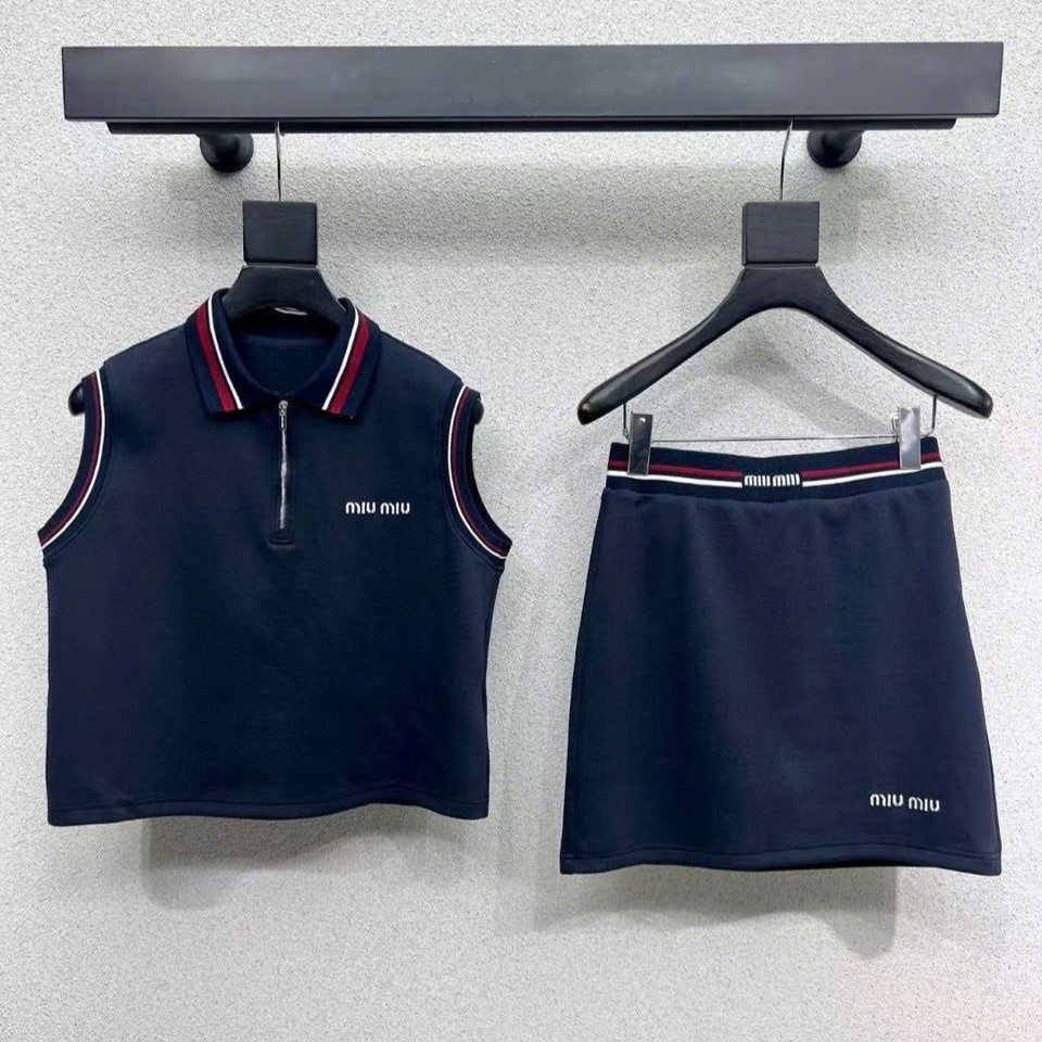 Combo bộ nữ áo sát nách váy ôm ngắn Miu Miu 11