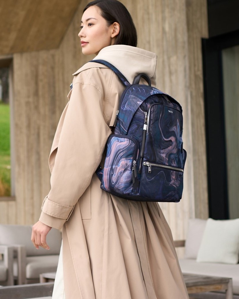 Balo tím Tumi Voyageur Celina Backpack Navy Liquid Print 2