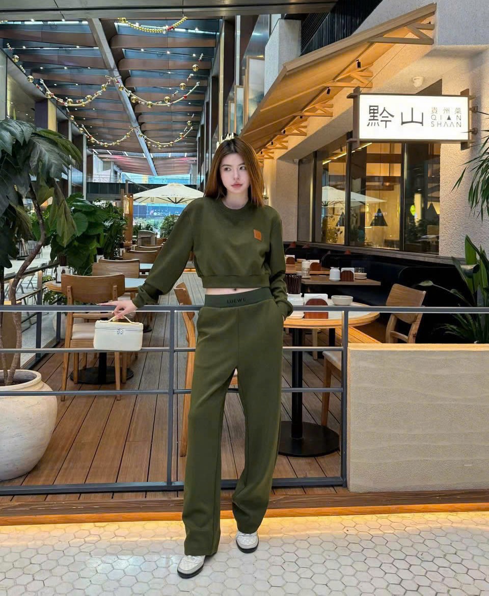 Combo áo dài tay quần dài nữ Loewe 3