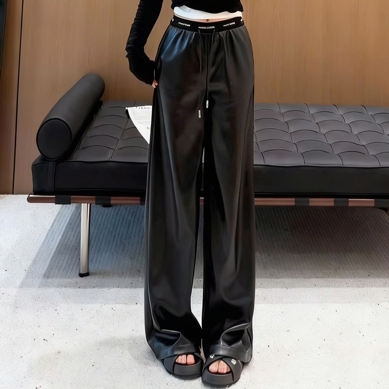 Quần suông dài vải da Miu Miu 4