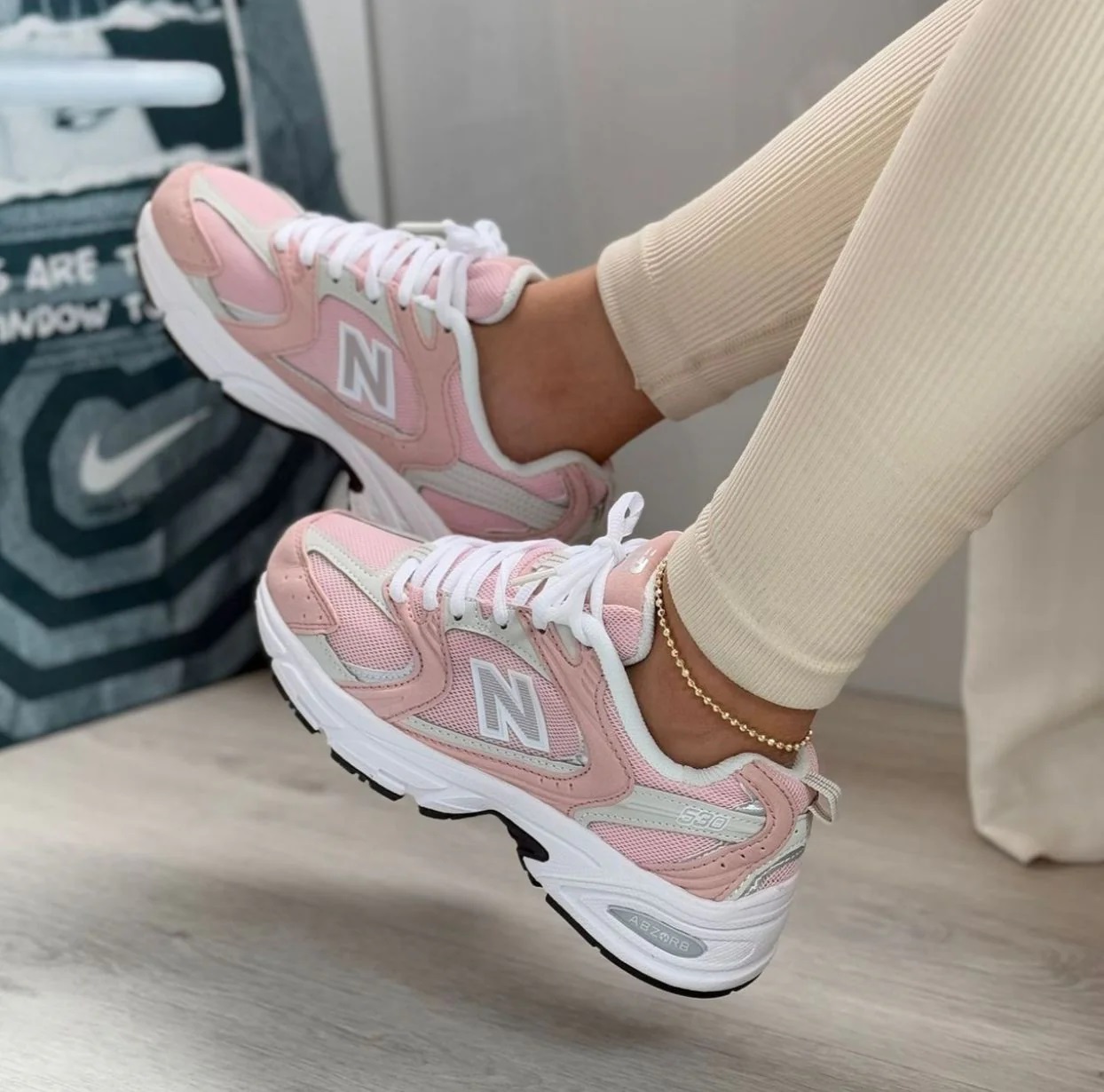 Giày thể thao New Balance 530 Pink Silver White Pink Suede Sneakers 9