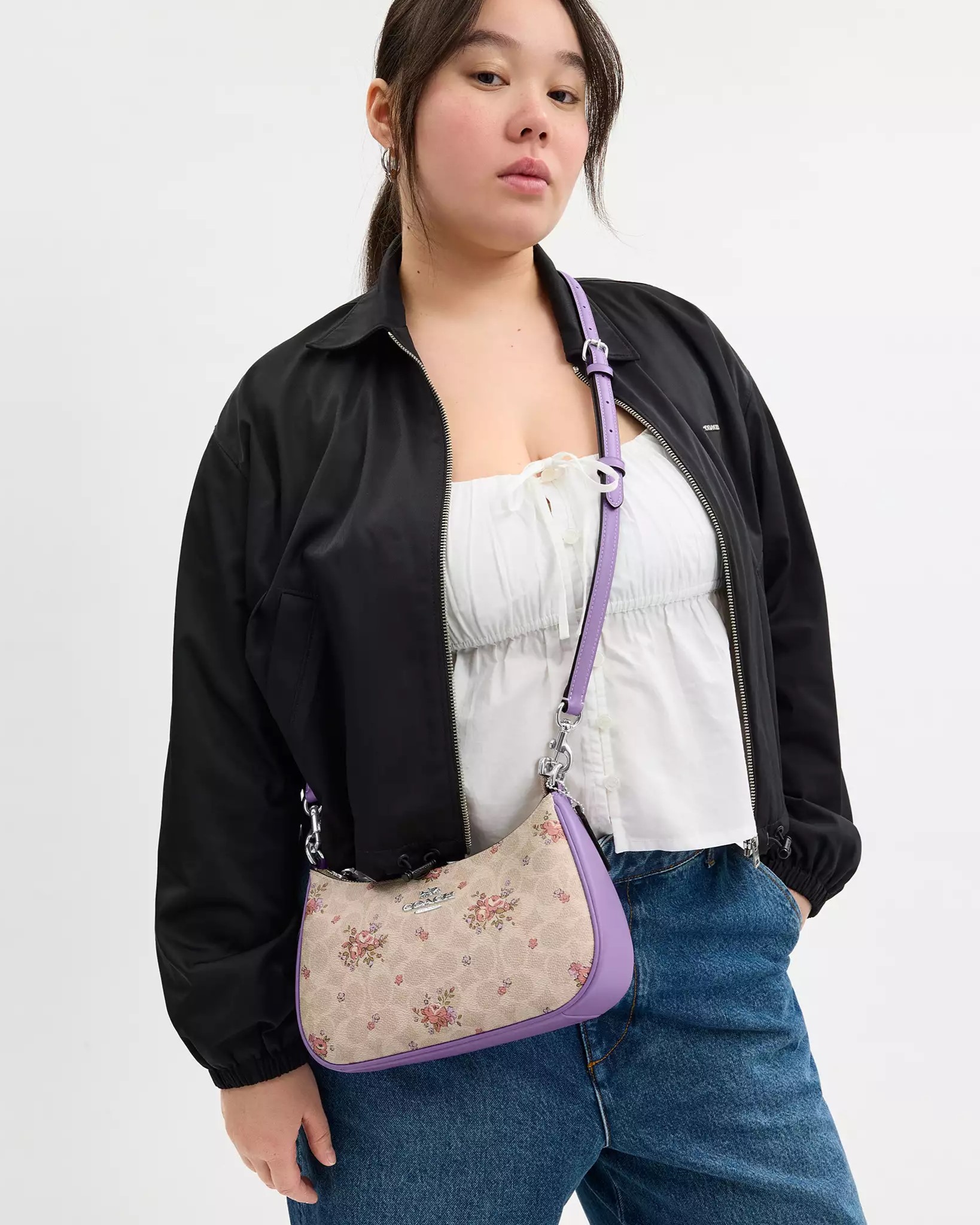 Túi xách Coach Teri Shoulder Bag In Signature Canvas With Floral Print Sand Multi CAL37 4