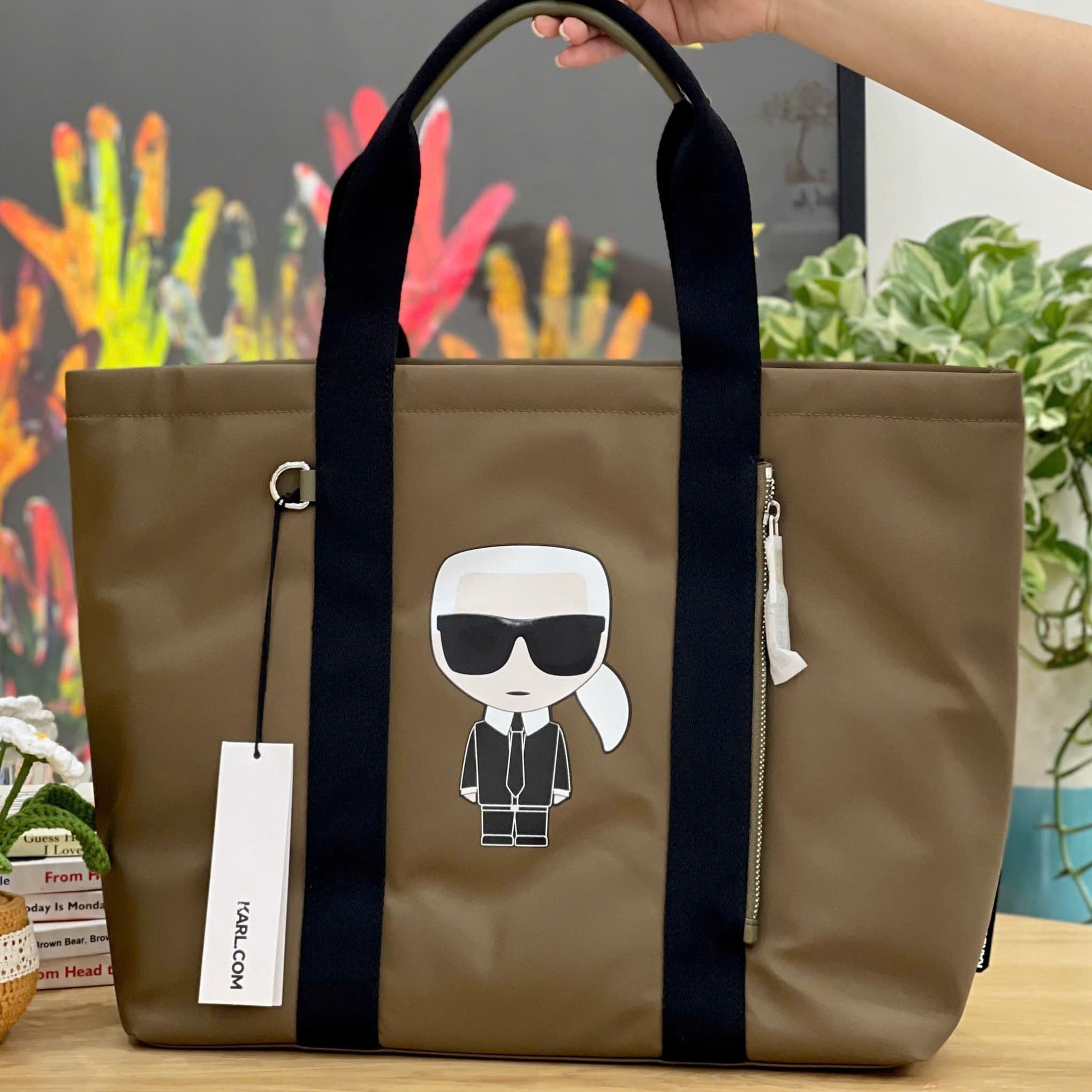 Túi xách Karl Lagerfeld Ikonik Tote Bag in Nylon 18