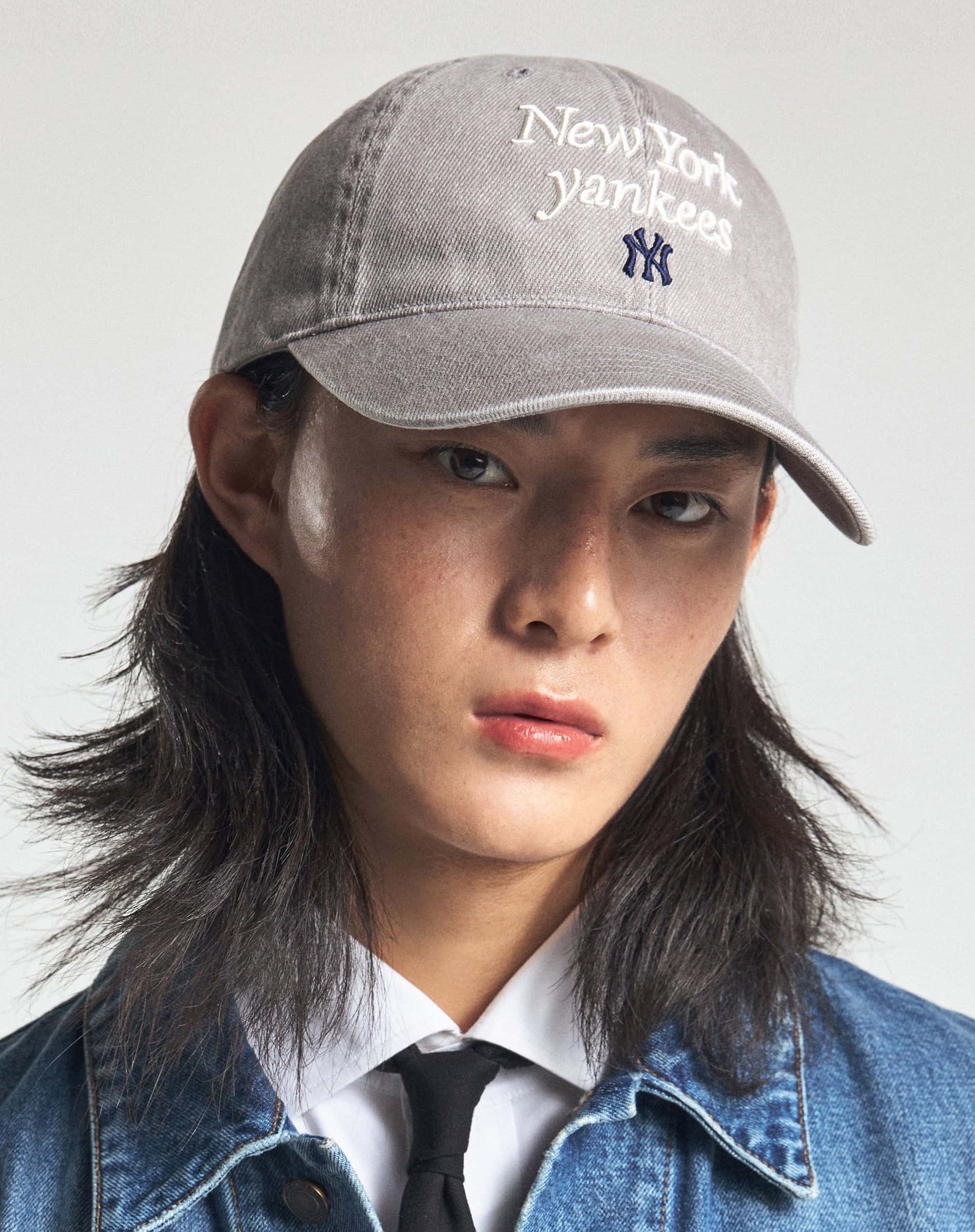 Nón kết MLB New York Yankees Varsity Lettering Washed Unstructured Ball Cap Grey 3ACPVV04N-50GRS 2